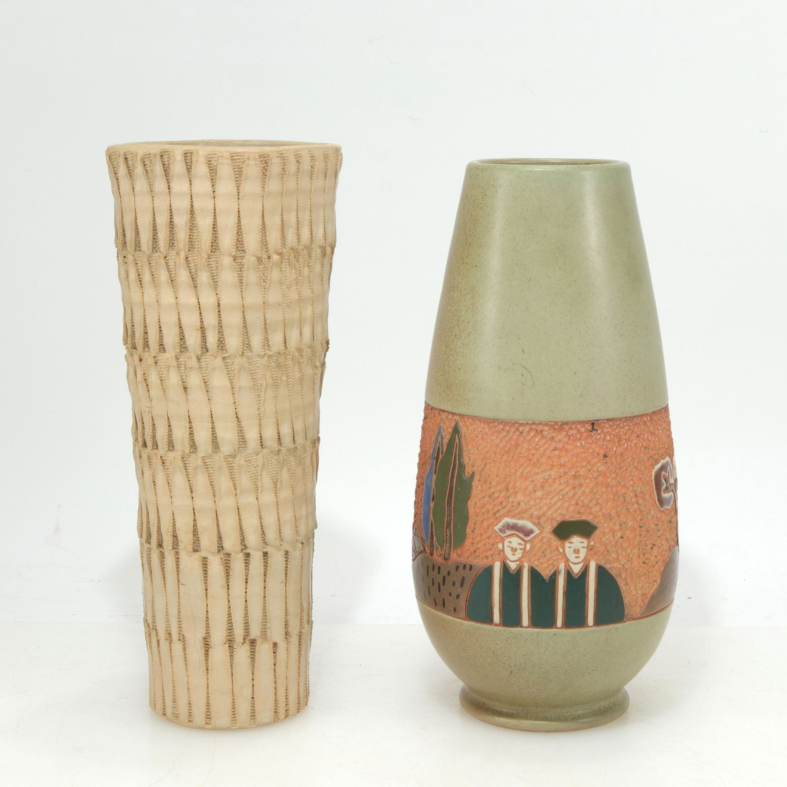 Two 20C Modern Japanese Vases (1 of 6)