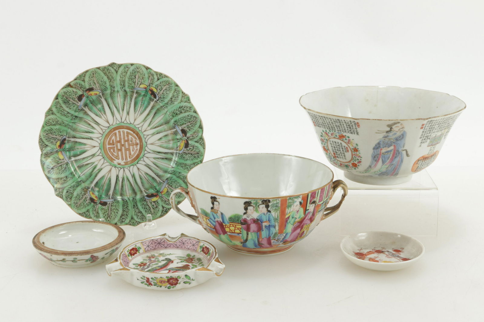 Chinese Porcelains 19th/20th c. (1 of 8)
