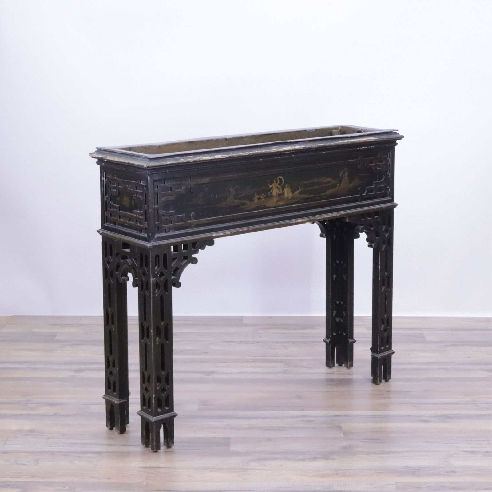 Chinoiserie Decorated Lacquered Planter (1 of 8)