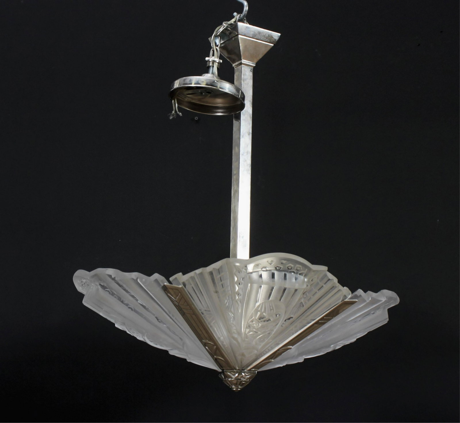Frontisi Art Deco Chandelier: Frontisi Art Deco Chandelier. Each shade signed Frontisi Depose. 25.5" H x 22.5" diam Property from a Fine Collection of Antiques & Decorative Art, Rumson, New Jersey.