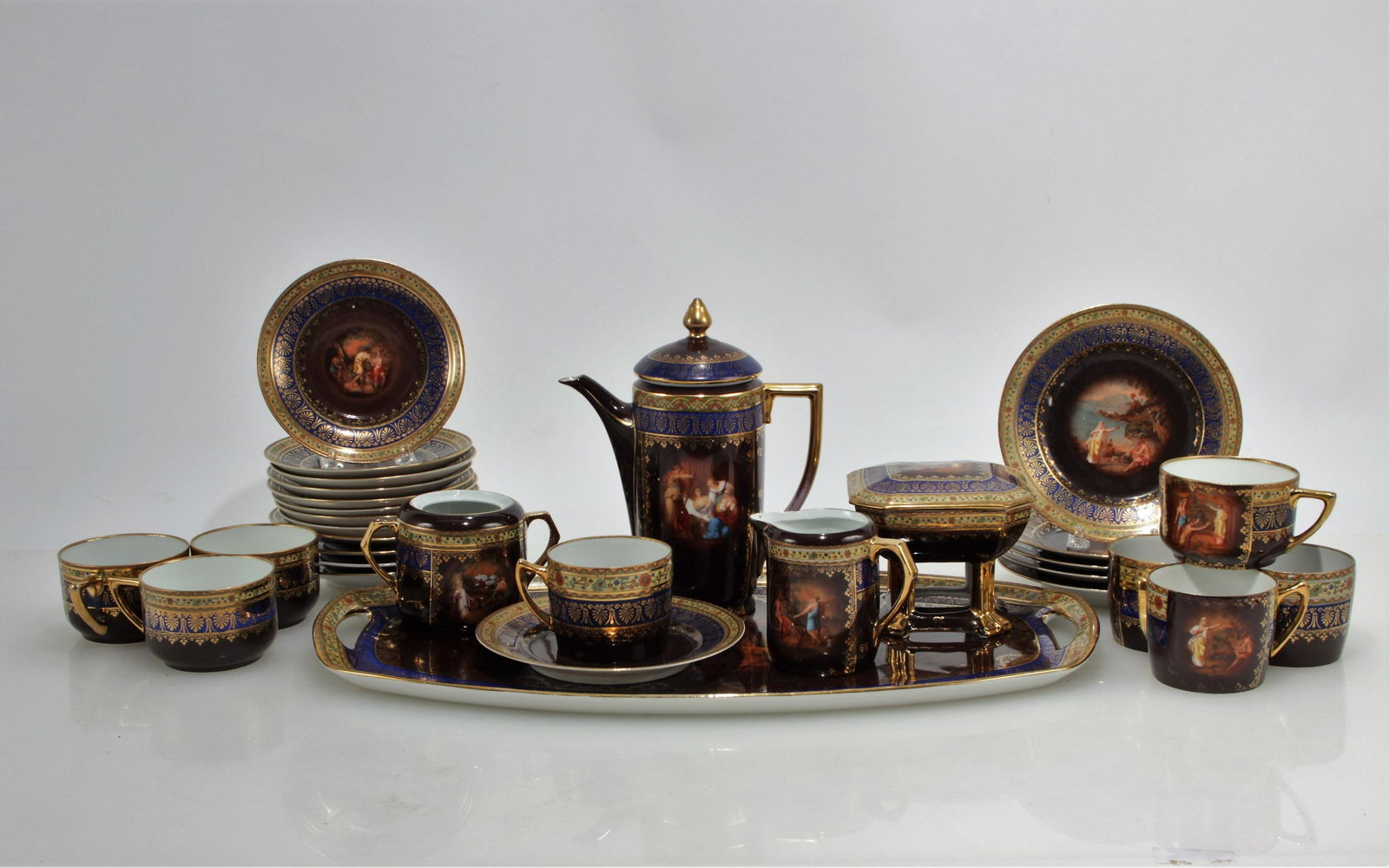 Bohemia Porcelain Desert Service (1 of 12)