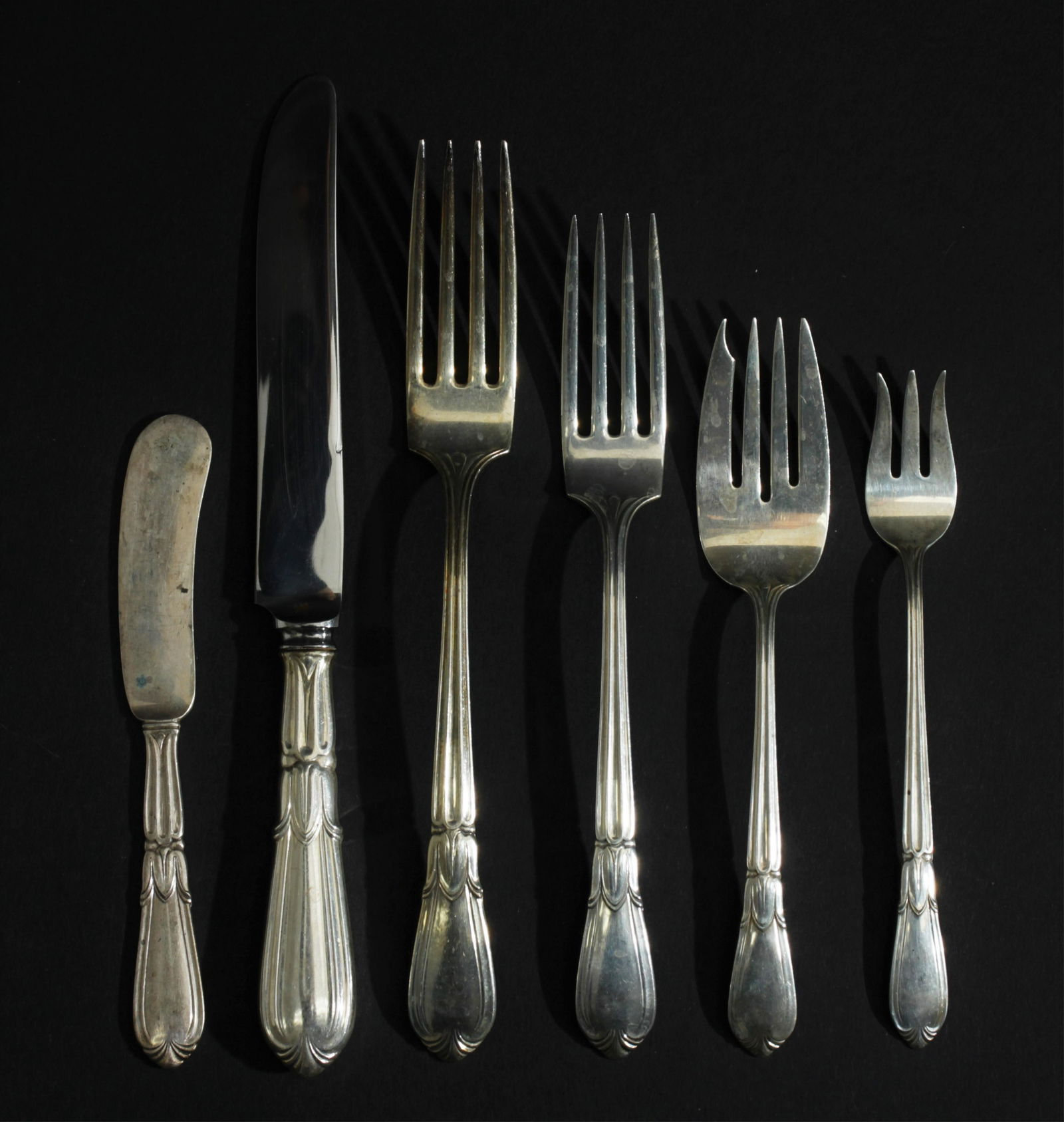 Frank Whiting Troubadour Sterling Flatware Service (1 of 9)