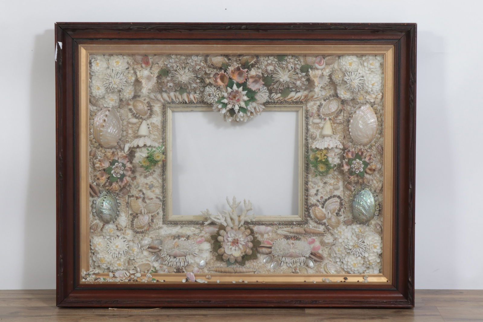 Victorian Shell Encrusted Shadow Box Frame, 19C (1 of 3)