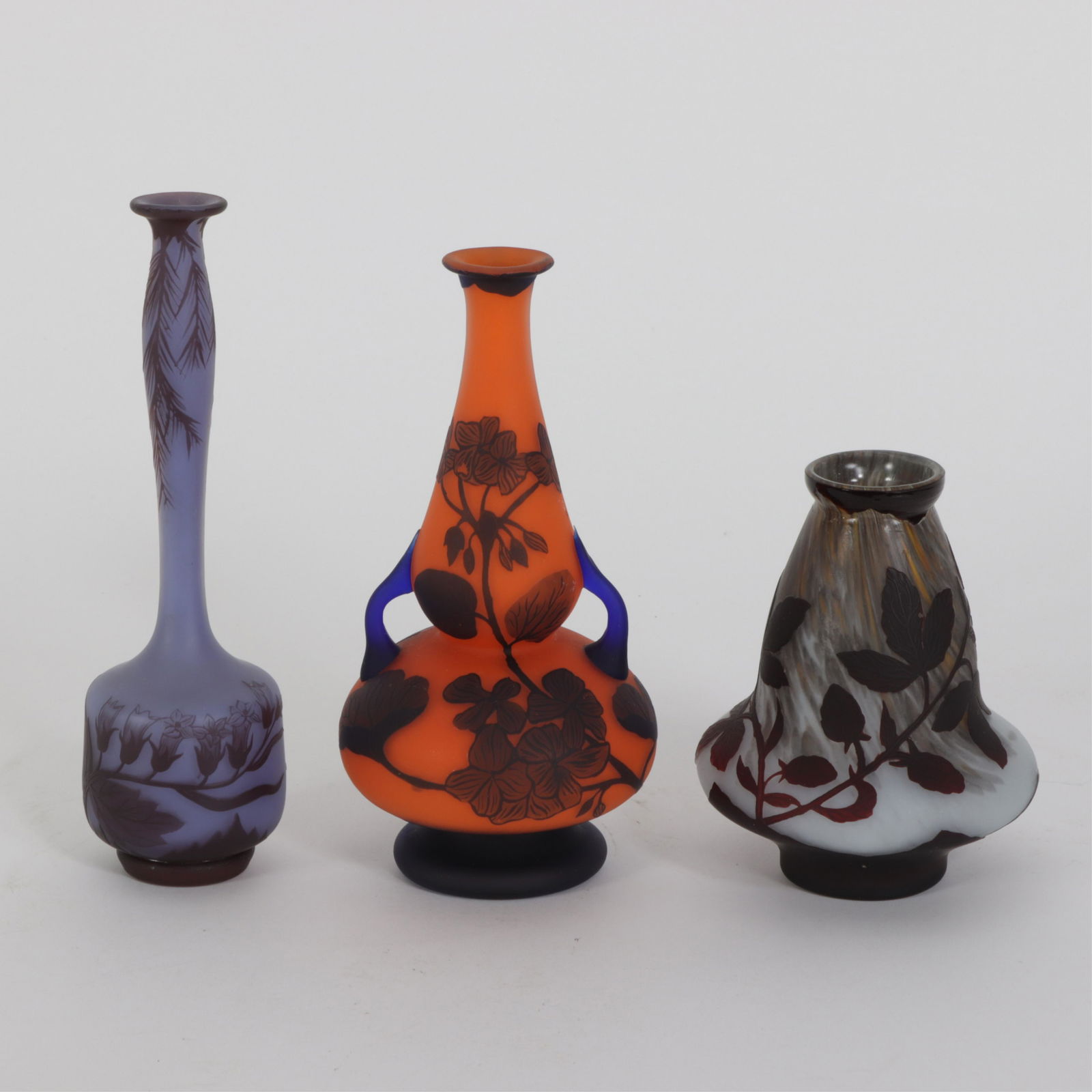 Richard - 3 Cameo Glass Vases (1 of 7)