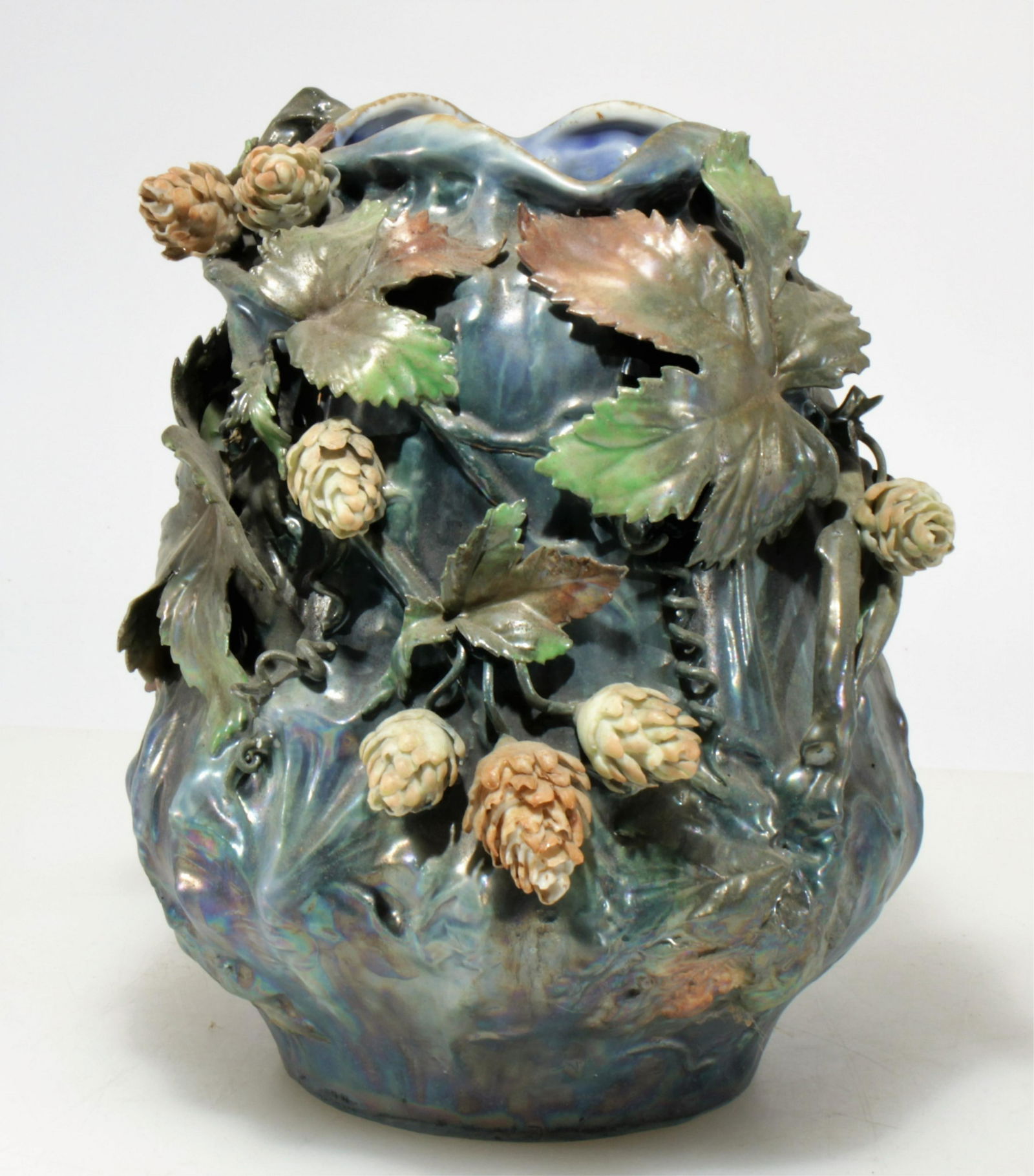 Ernst Wahliss - Amphora Luster Glazed Vase, 1900 (1 of 7)