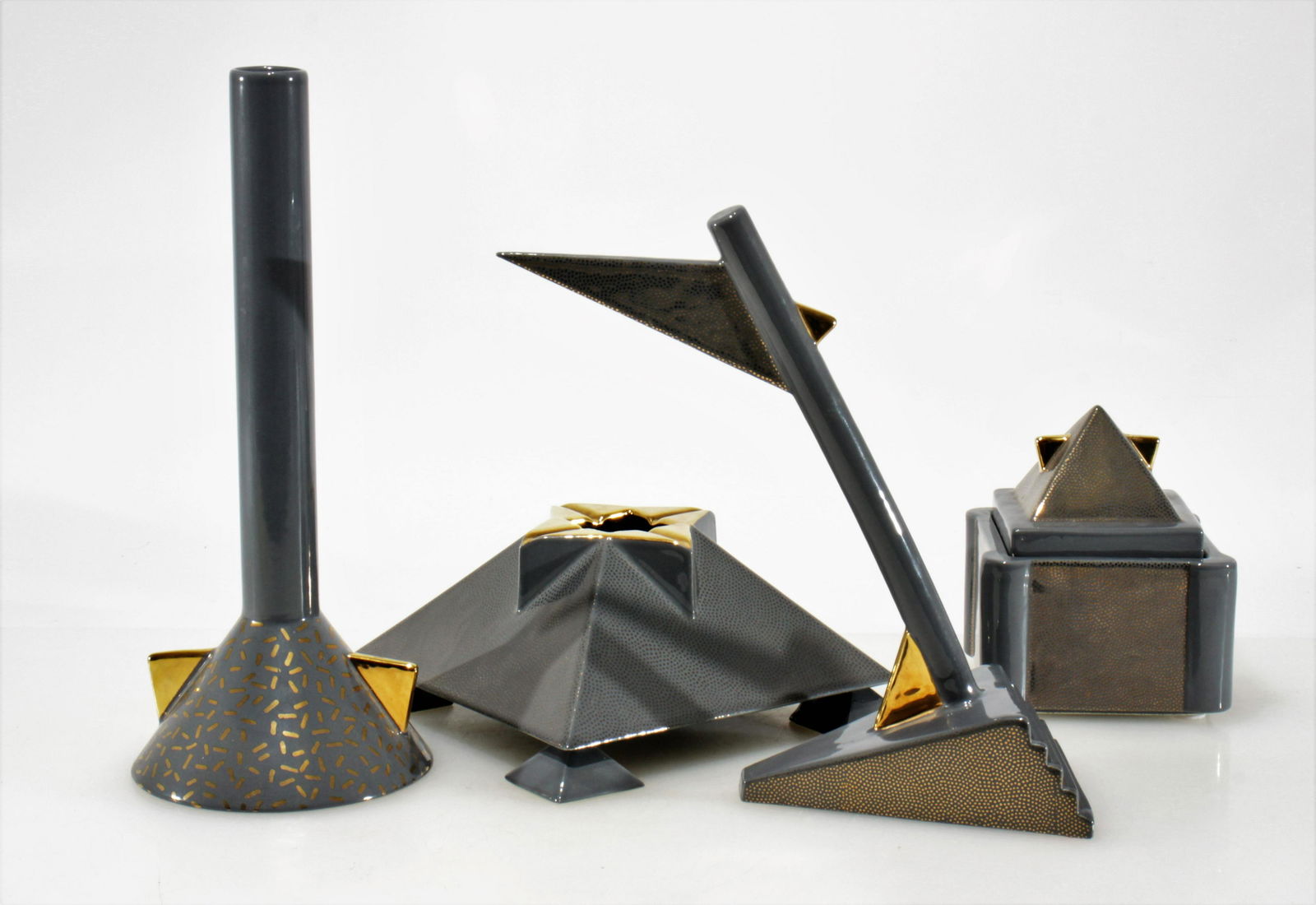 Matteo Thun for Memphis - Tableware (1 of 3)