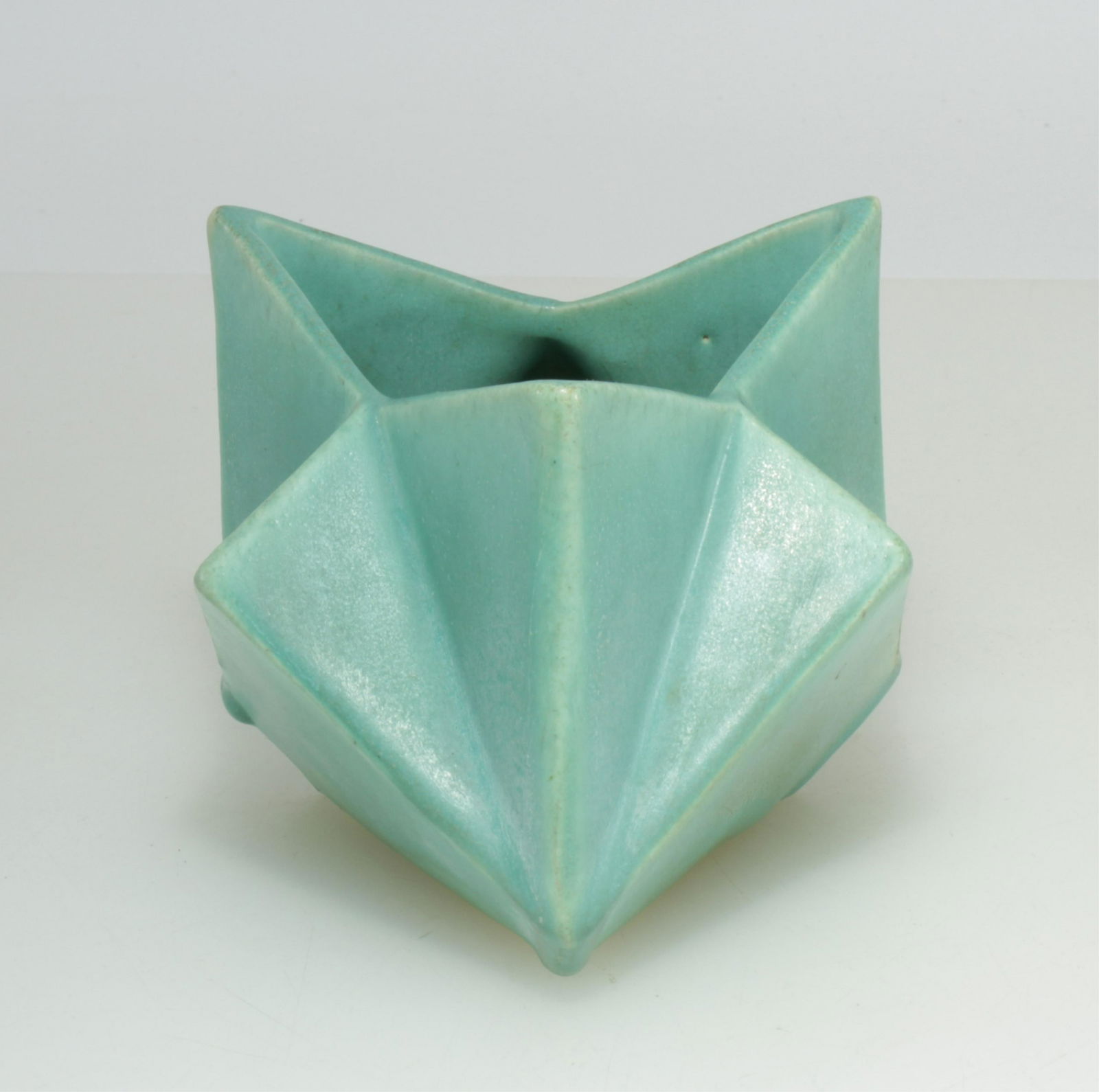 Muncie - Ruba Rombic Vase (1 of 3)