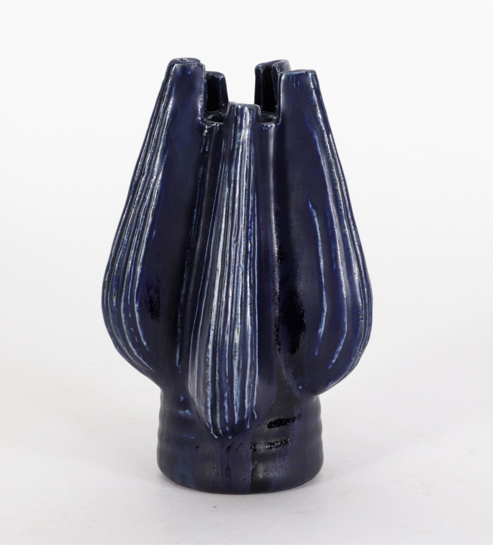 Saxbo / Eva Staehr-Nielsen - Pottery Vase (1 of 3)