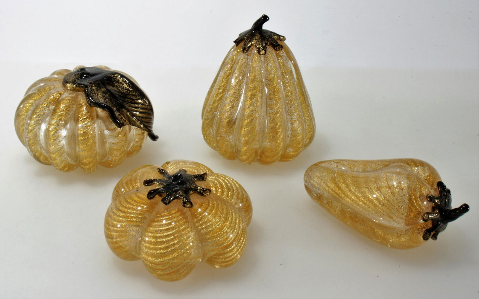 Murano Glass Fruits, possibly Barovier & Toso (1 of 3)