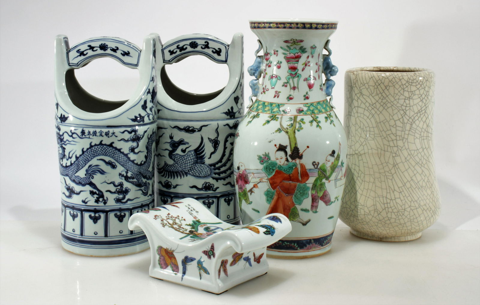 4 Chinese Style Porcelain Vases and Headrest (1 of 10)