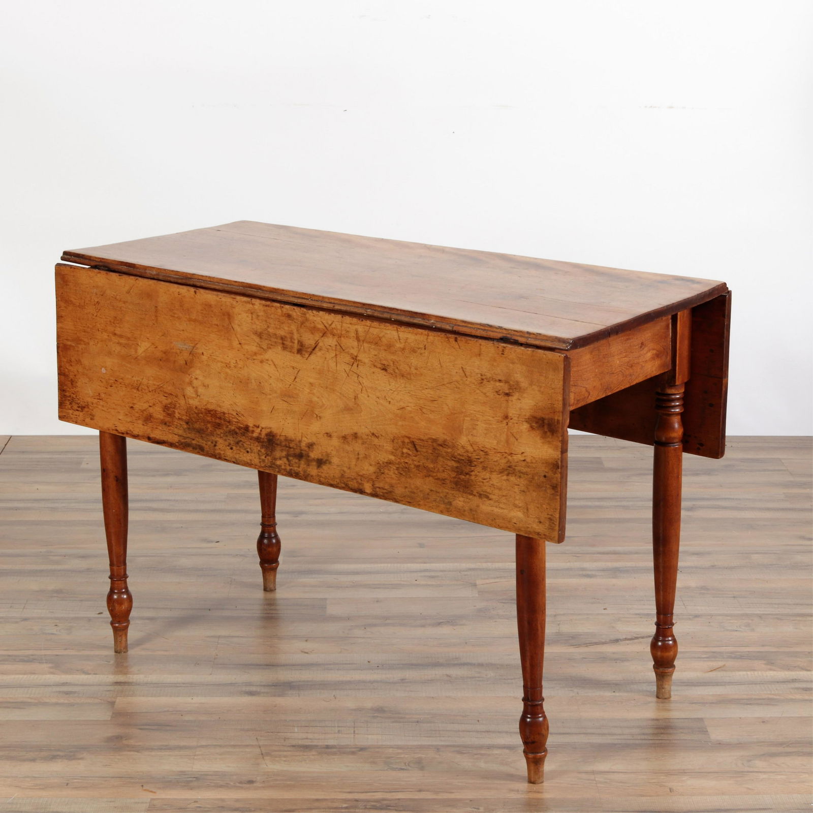 American Faded Mahogany Drop-Leaf Table, 19th C. (1 of 6)
