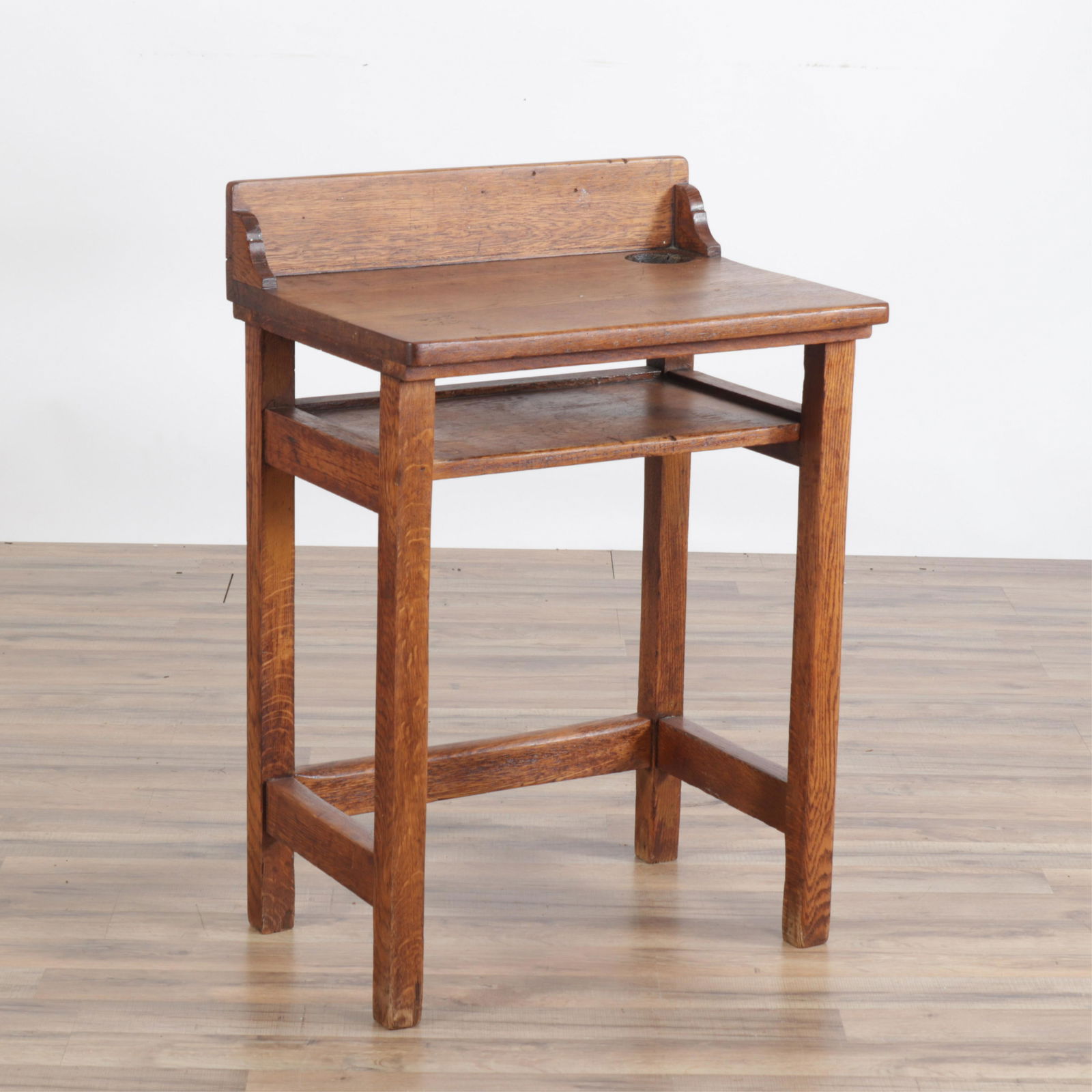 Arts & Crafts Oak Side Table, Early 20th C. (1 of 5)