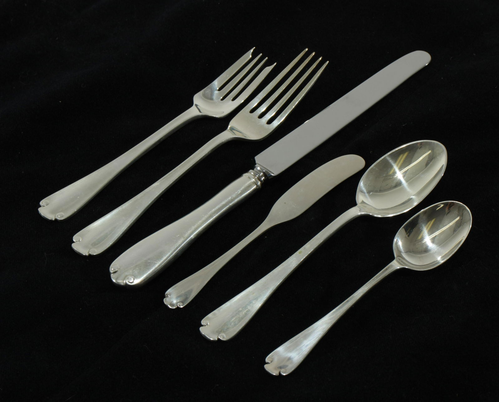 Tiffany & Co Sterling Silver Flemish Flatware Set (1 of 4)