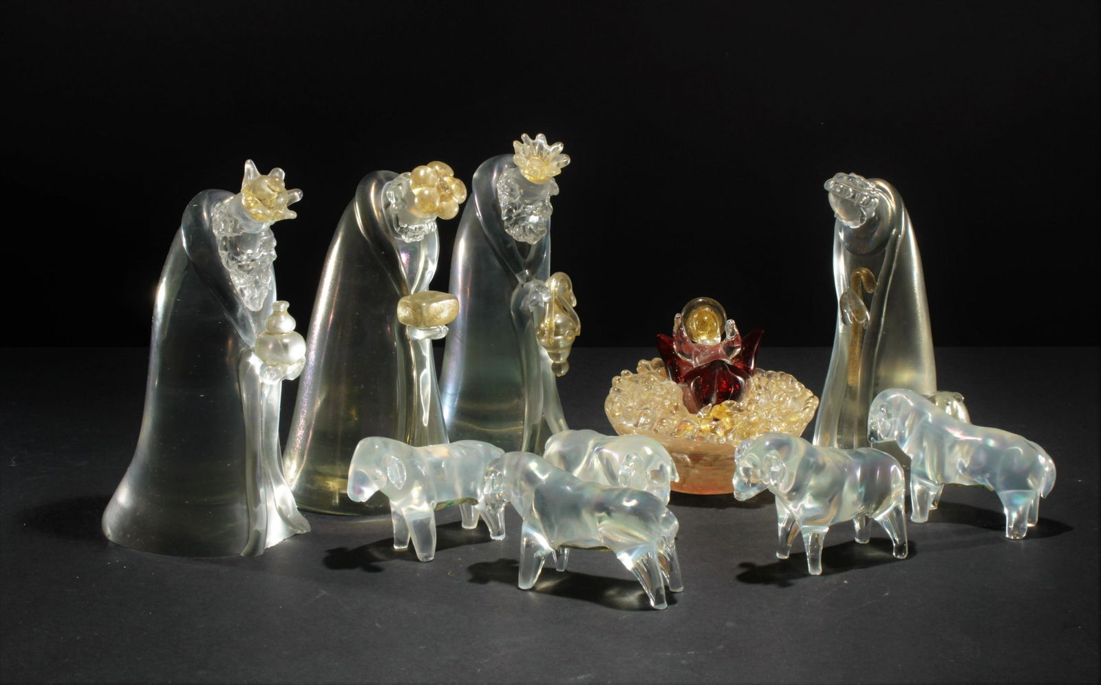 Pauly & Co. - Iridescent Glass Creche Group (1 of 8)