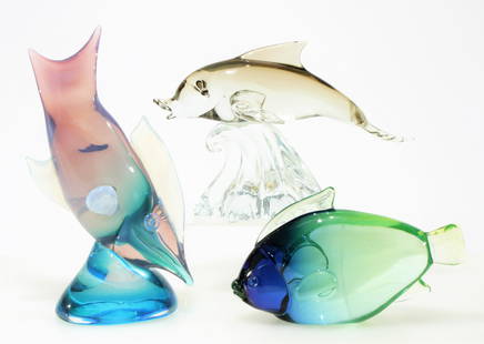 Group of Murano Glass Fish: 3 Murano Glass Fish, one paper label Pauly & Co. Dimensions: Largest 11.25" H Property from the Estate of John 'Parker' Prindle, JR., Boston, MA.