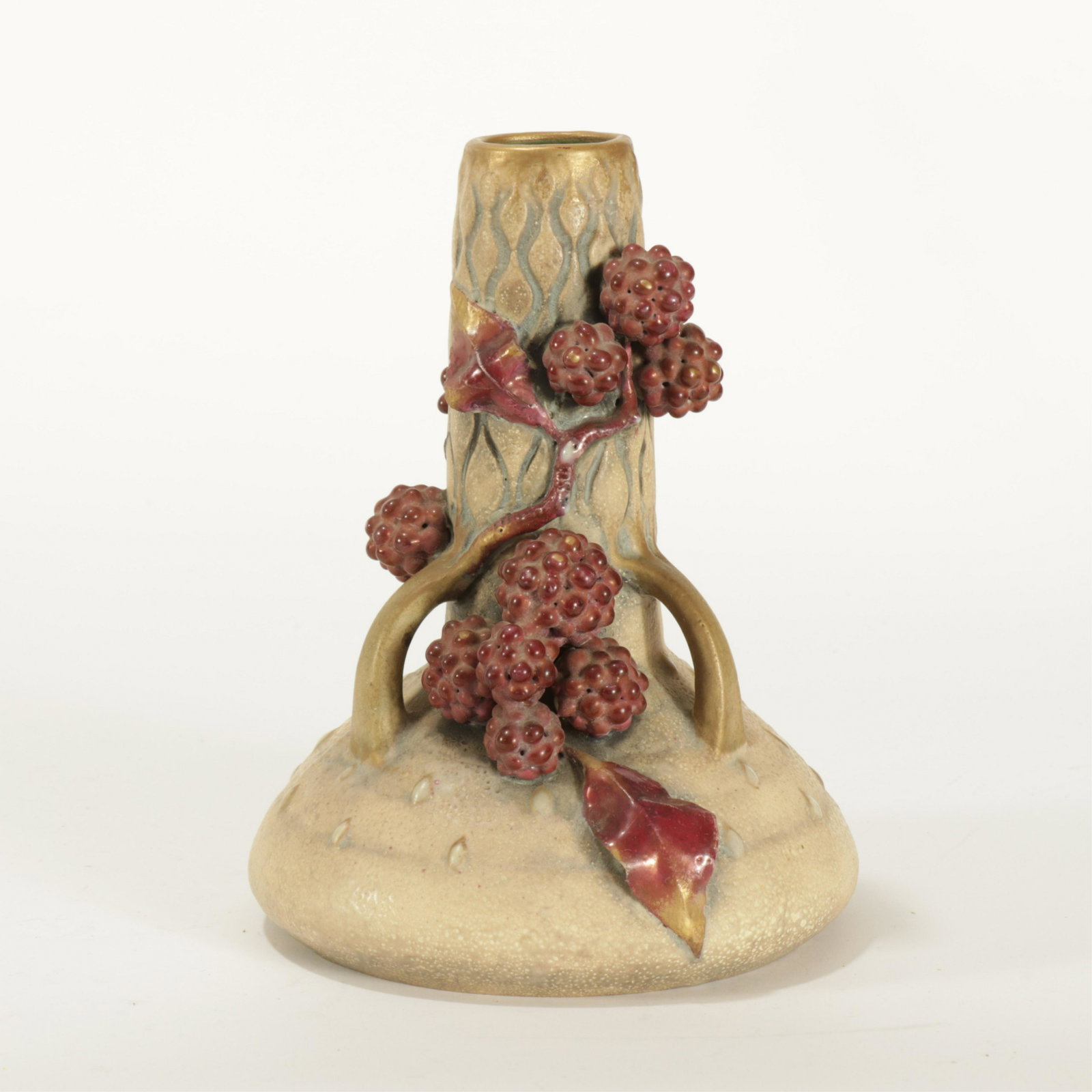 Paul Daschel - Amphora Raspberry Vine Vase (1 of 5)