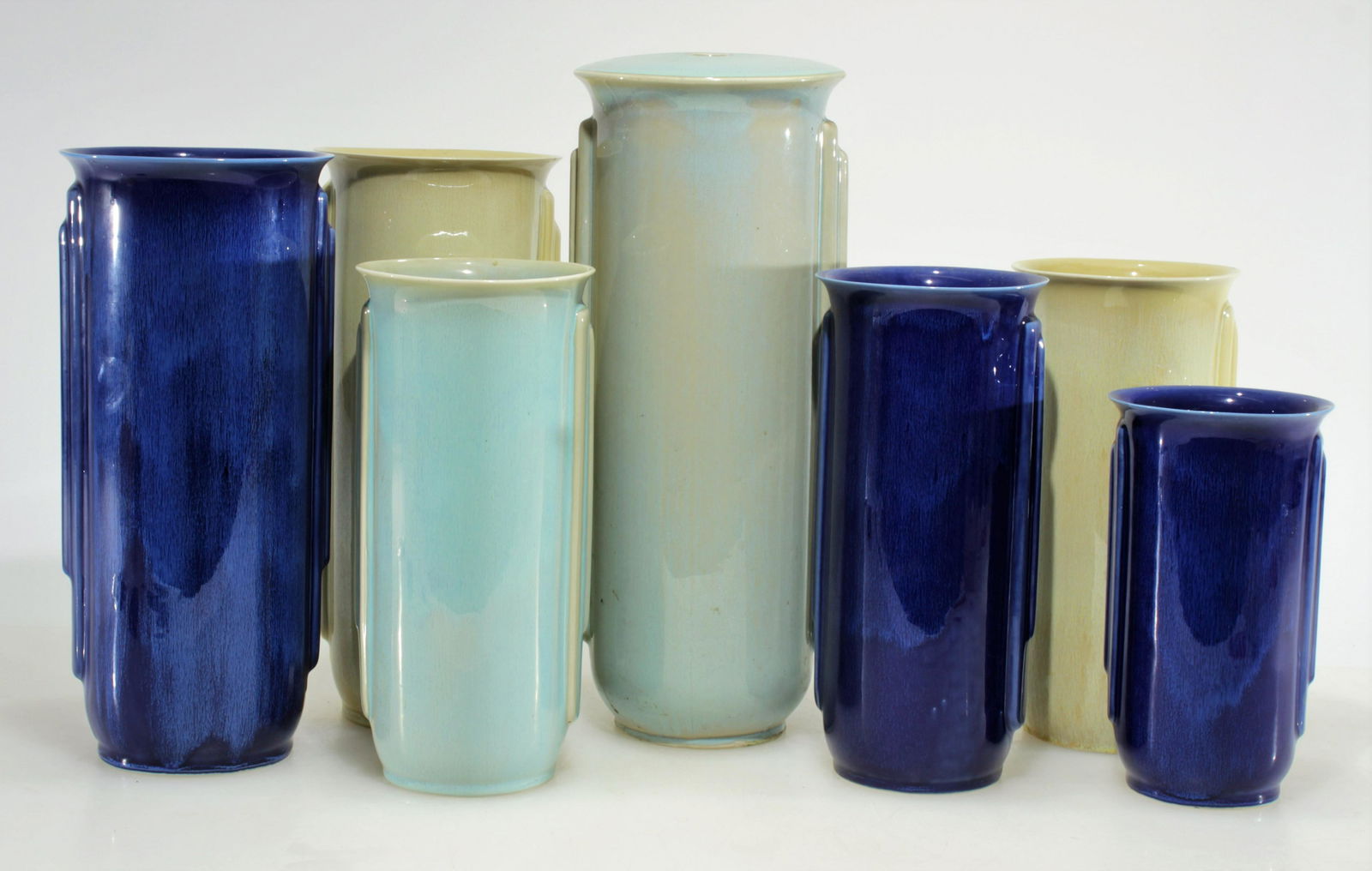 Group of Carillon Pottery Art Deco Pottery (1 of 7)