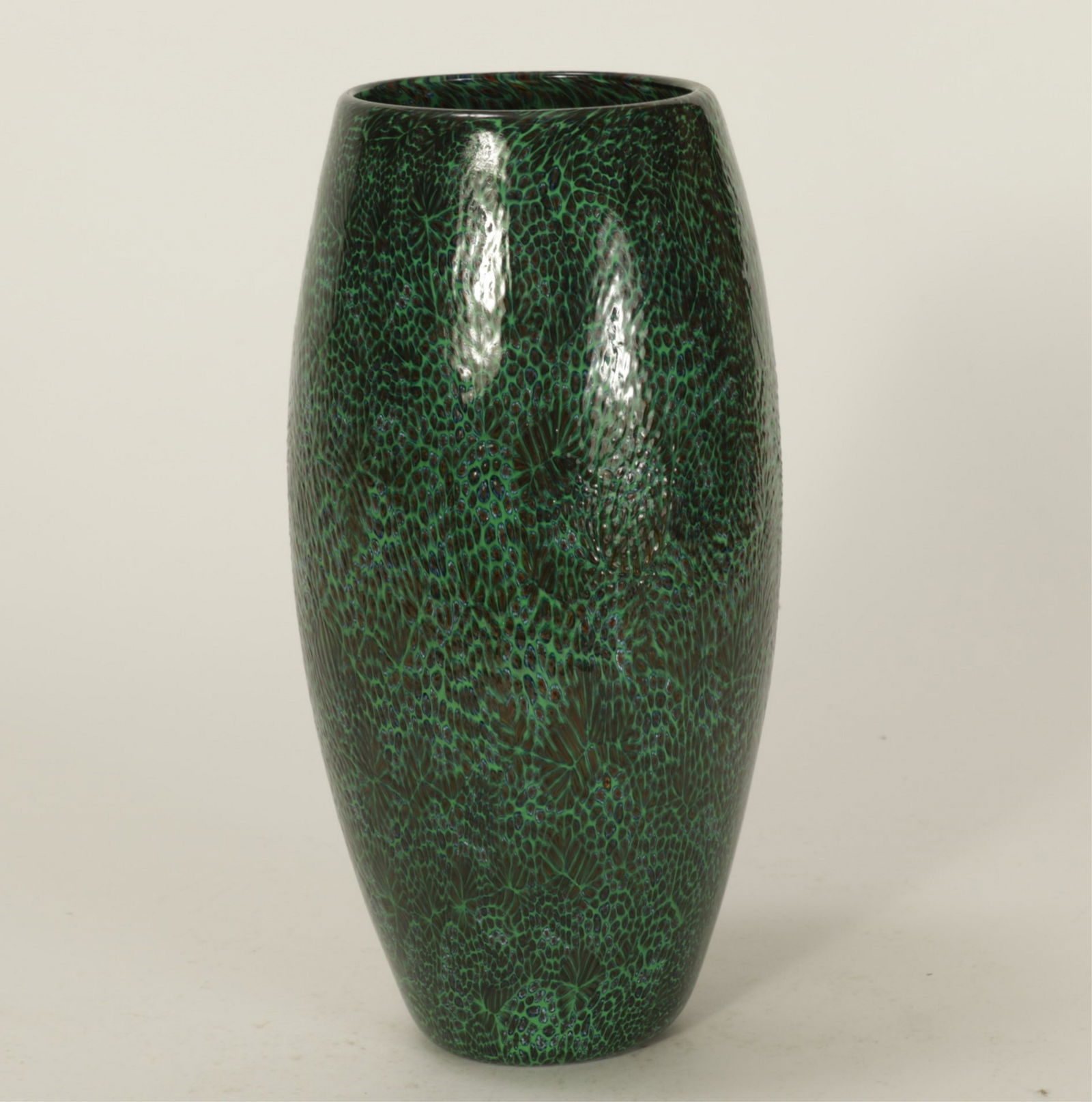 Attr. Vittorio Ferro - Green Glass Vase (1 of 5)