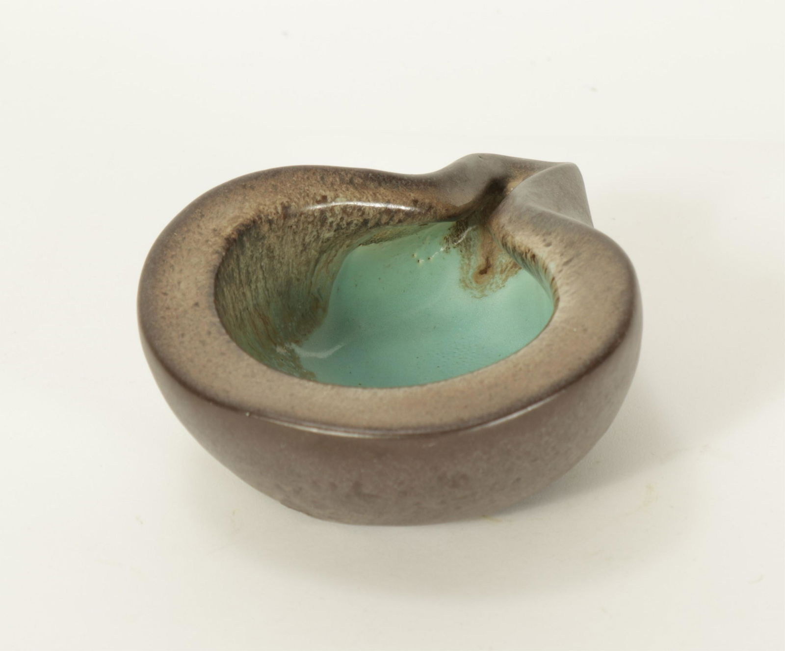Russel Wright for Bauer - Pottery Bowl (1 of 4)