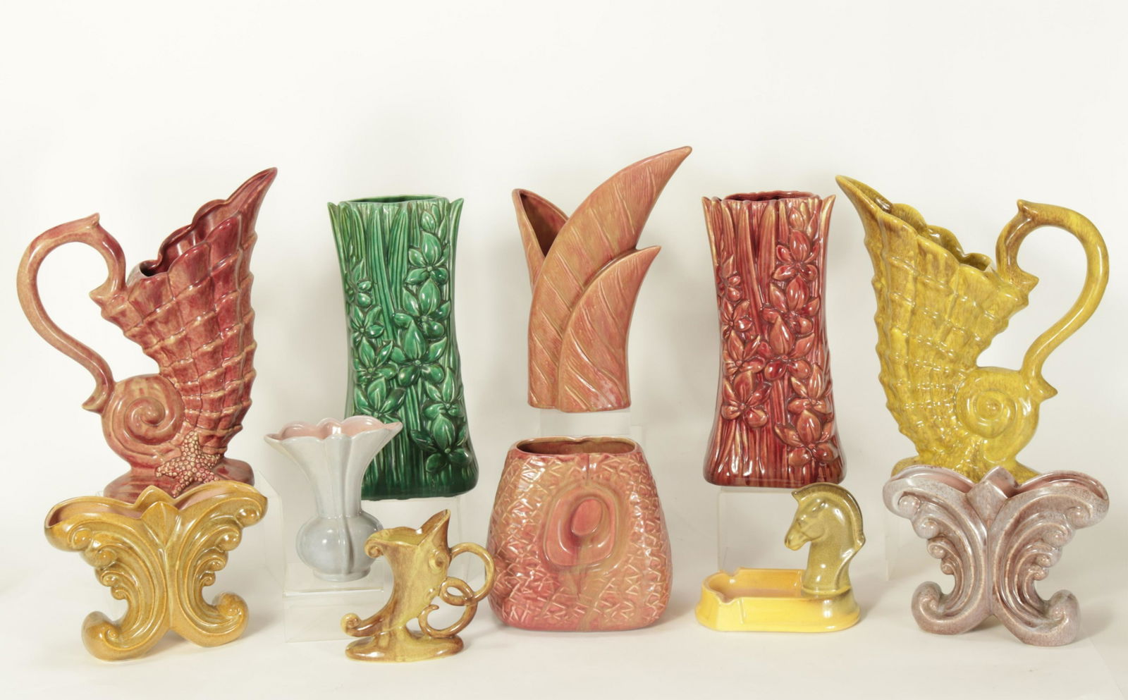 12 Gonder Pottery Vases, Ewers & Trays (1 of 6)