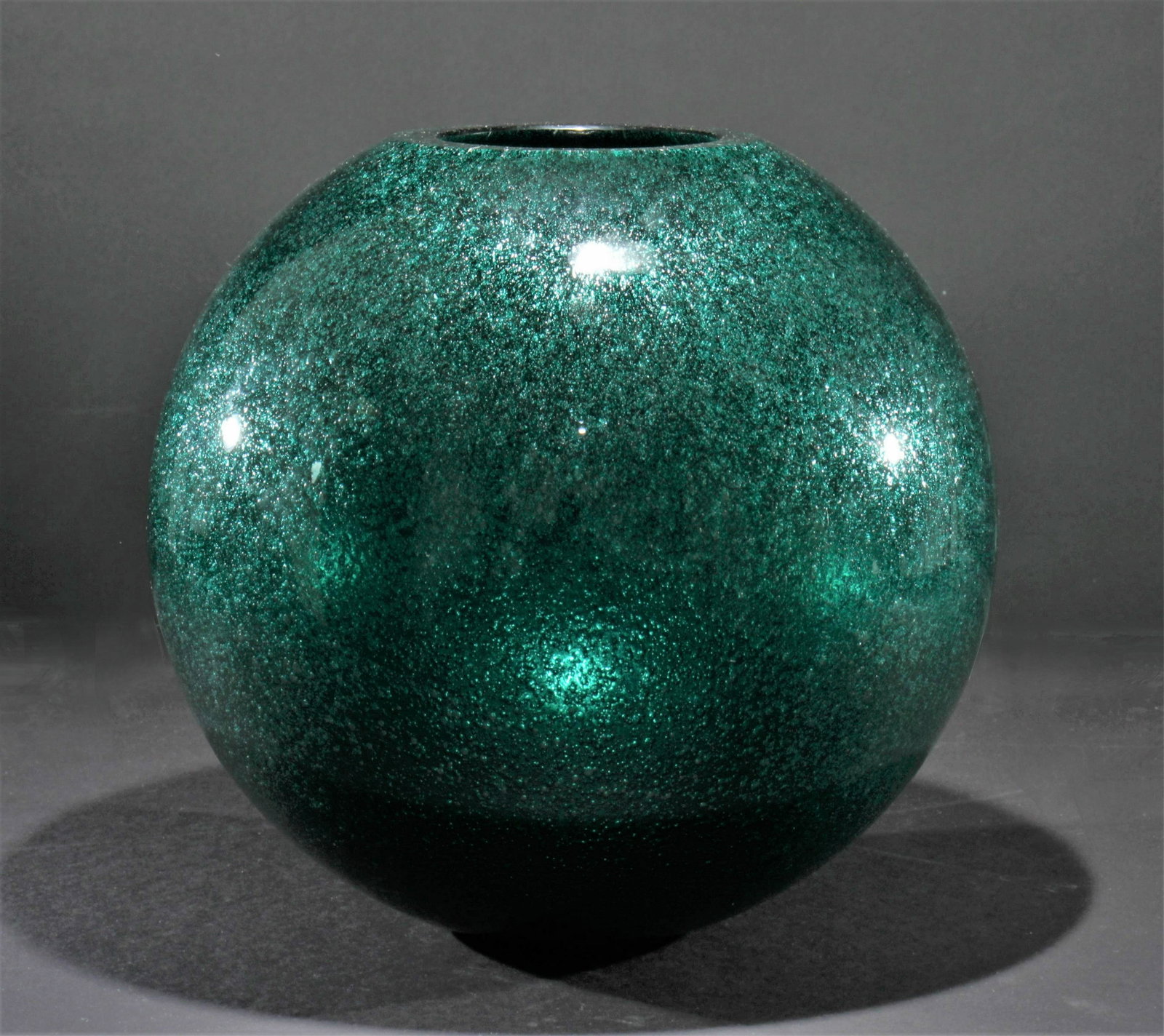 Gae Aulenti - Pulegoso Vase (1 of 8)