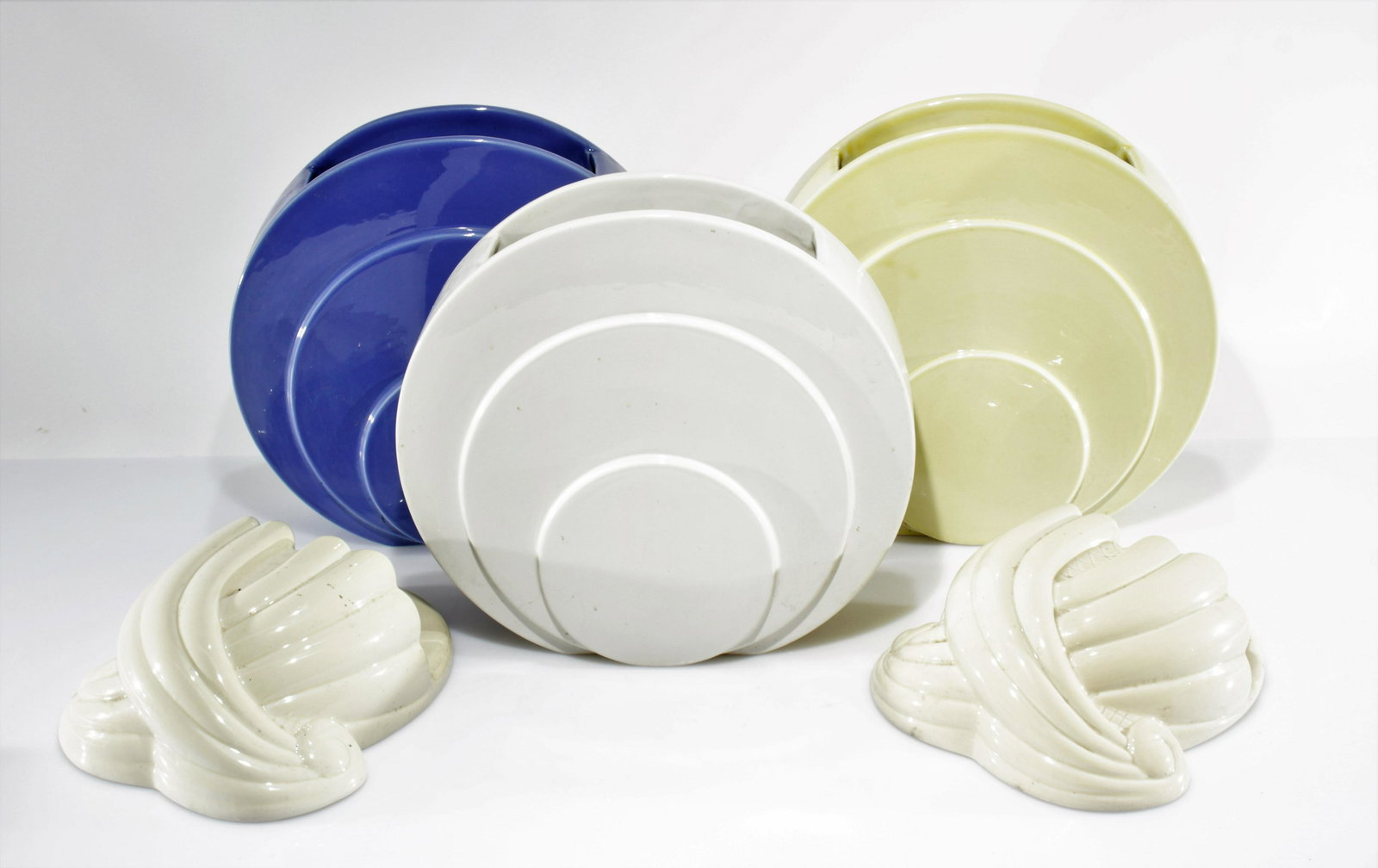 Group of Trenton Pottery Vessels (1 of 6)