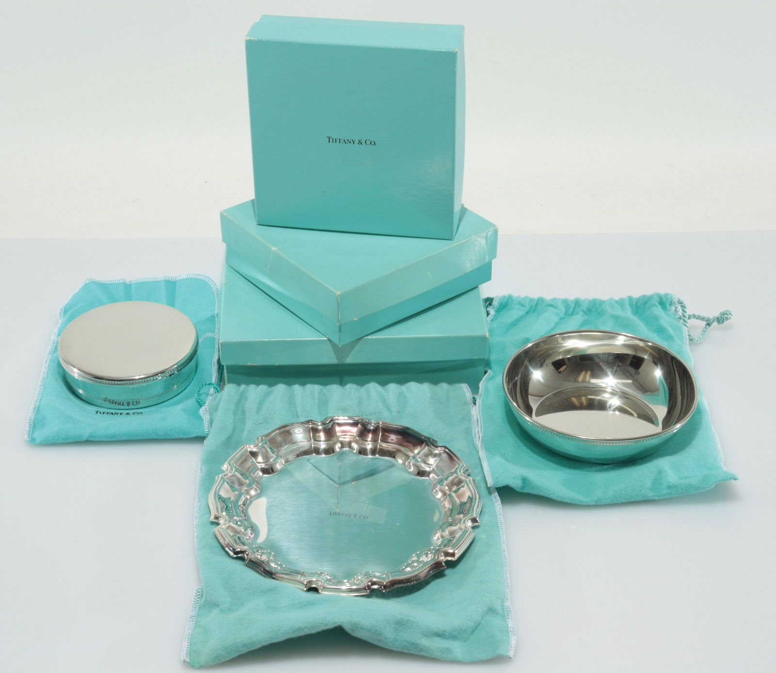 Tiffany & Co Tabletop Vessels (1 of 4)