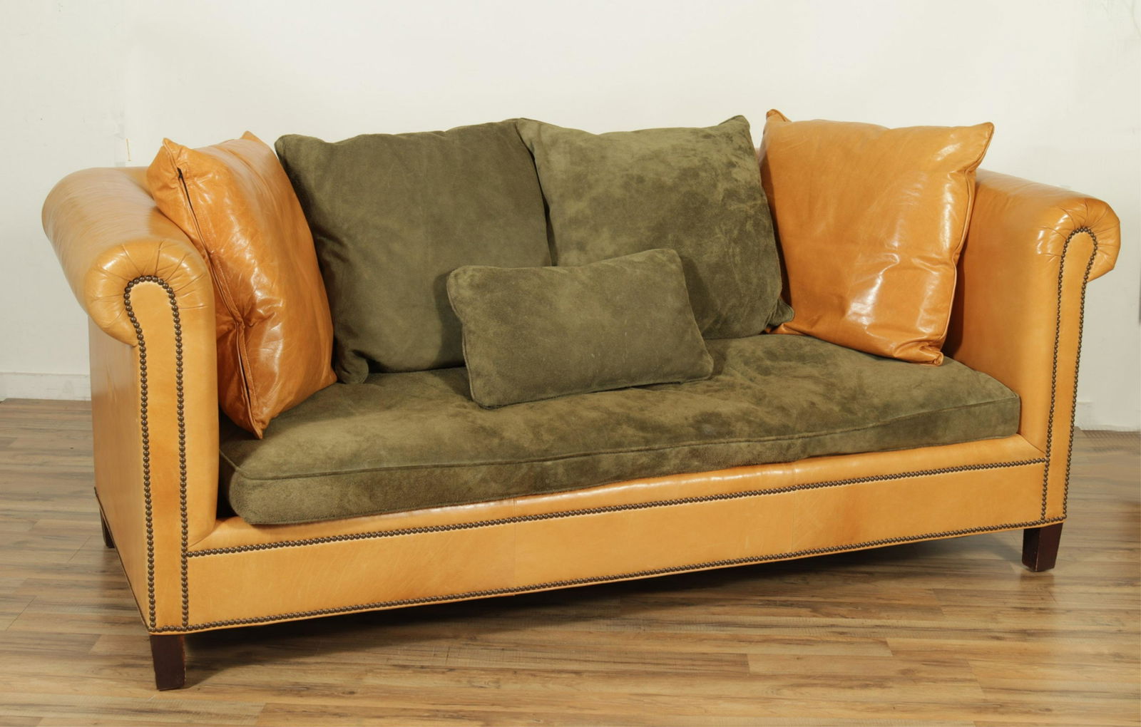 Ralph Lauren Brompton Chesterfield Style Sofa (1 of 6)