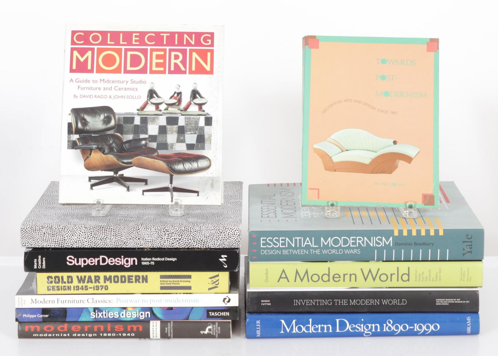 12 Books - Modern Design (1 of 6)