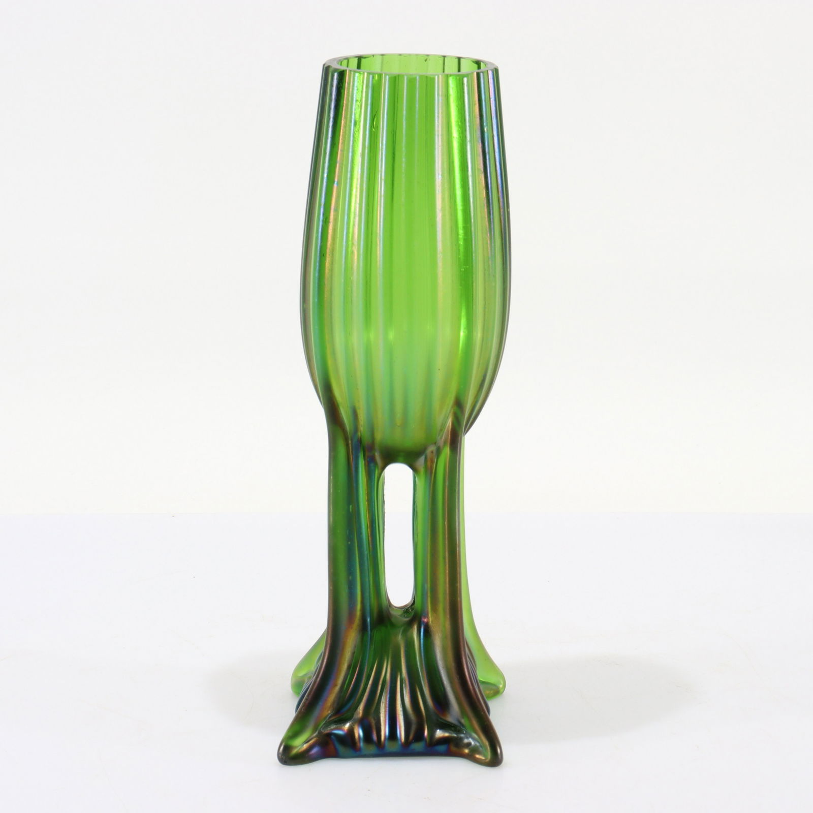 Marie Kirschner - Iridescent Green Vase (1 of 5)
