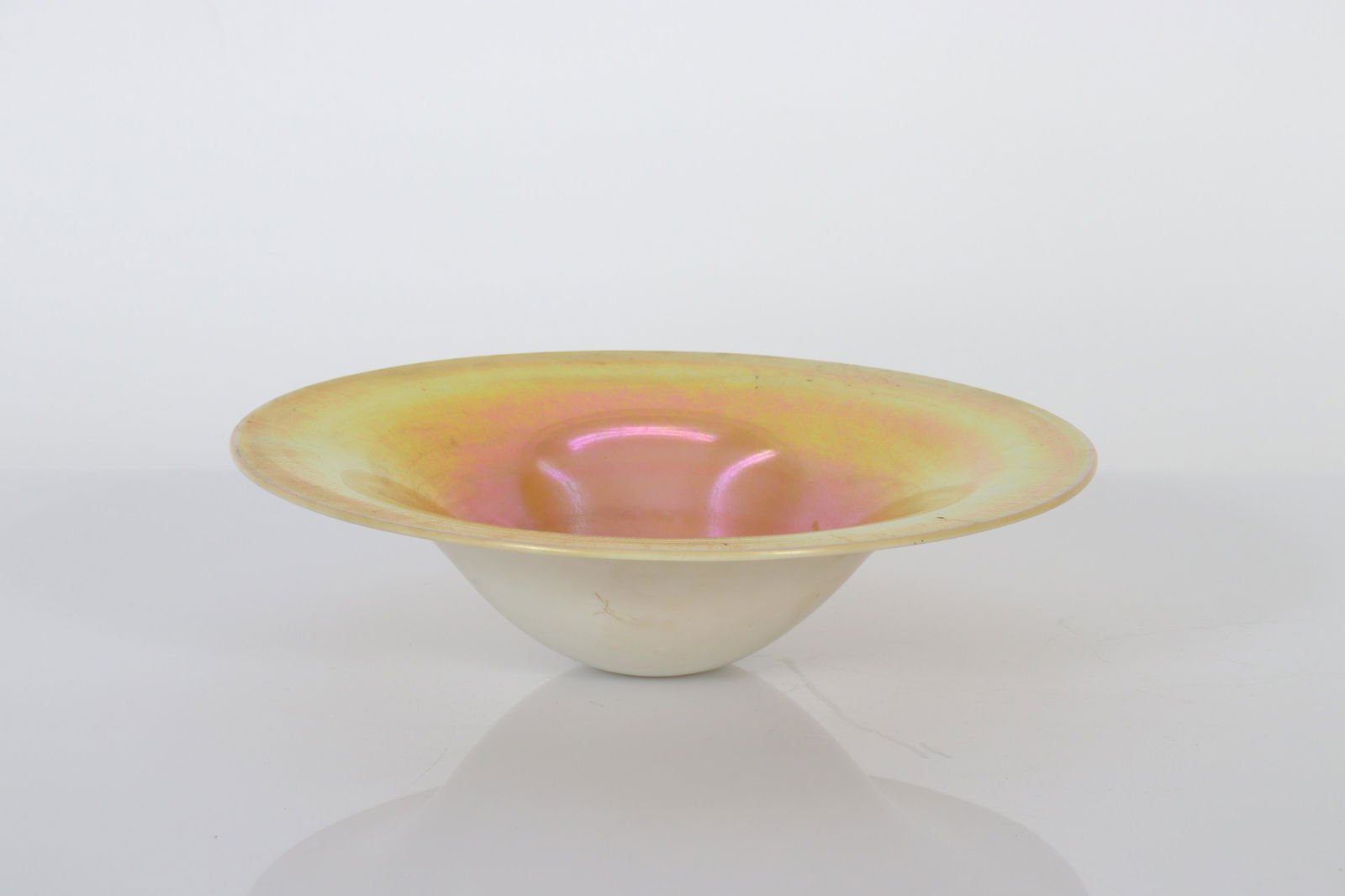 Attr. Steuben - Calcite Gold Aurene Bowl (1 of 5)
