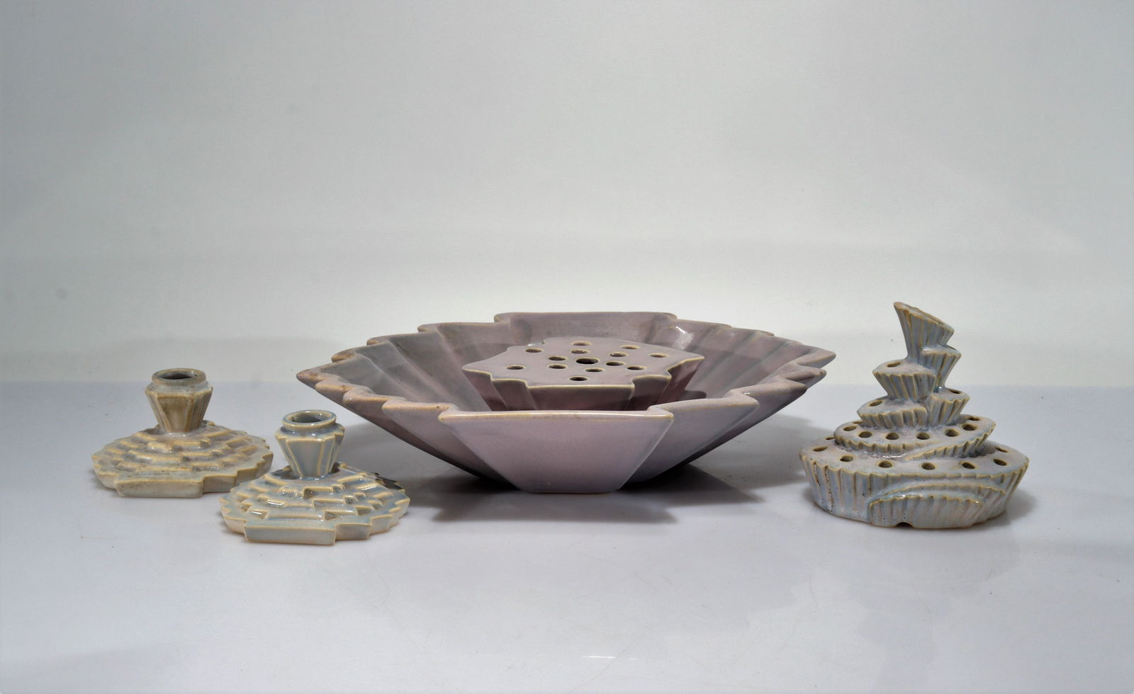 Weller - 5 Lorbeek Pottery Table Objects (1 of 10)