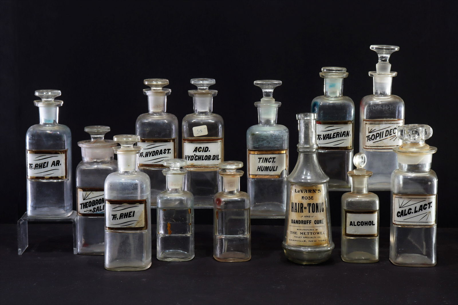 13 Vintage Apothecary Jars (1 of 8)
