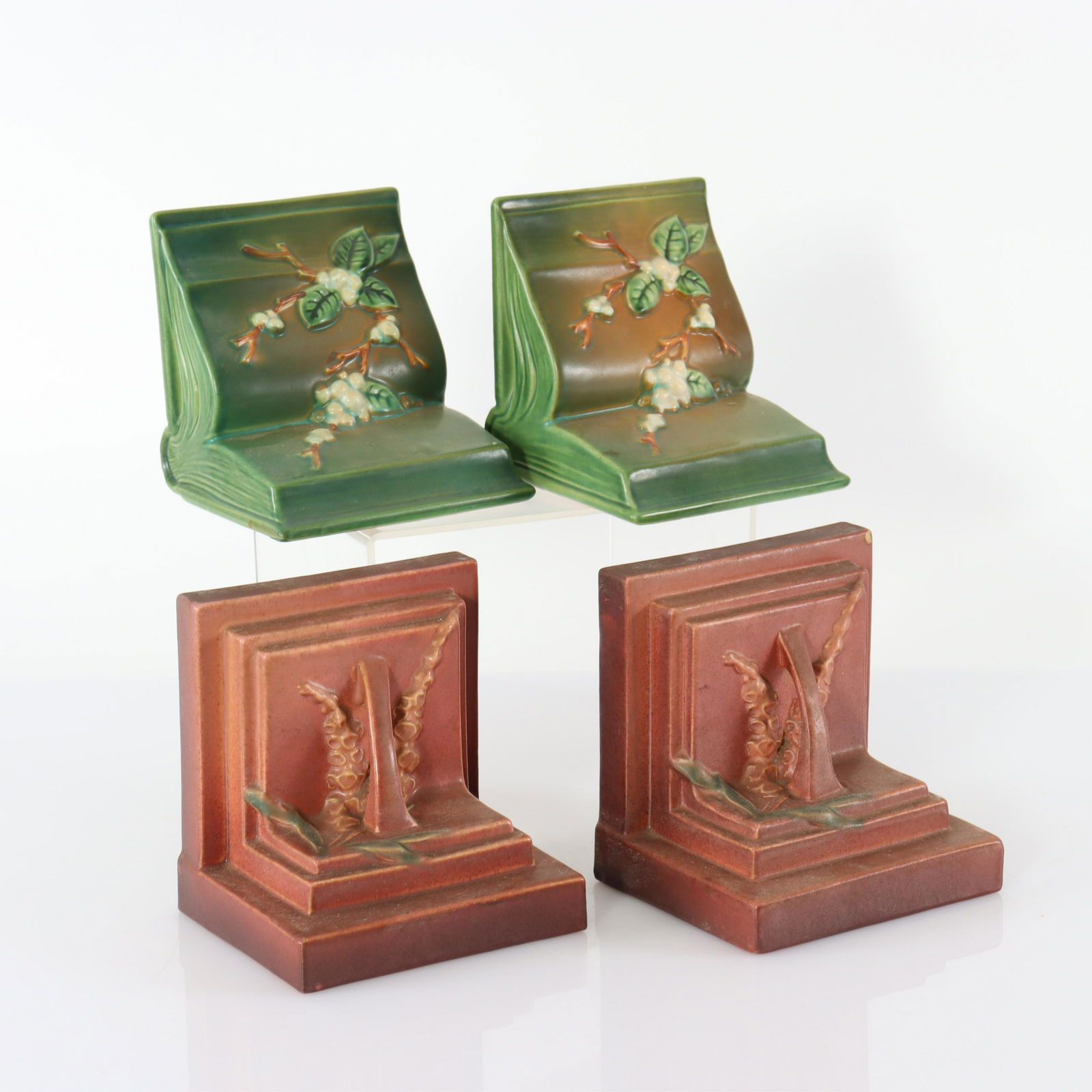 Roseville Pottery - 2 Pair Bookends (1 of 7)