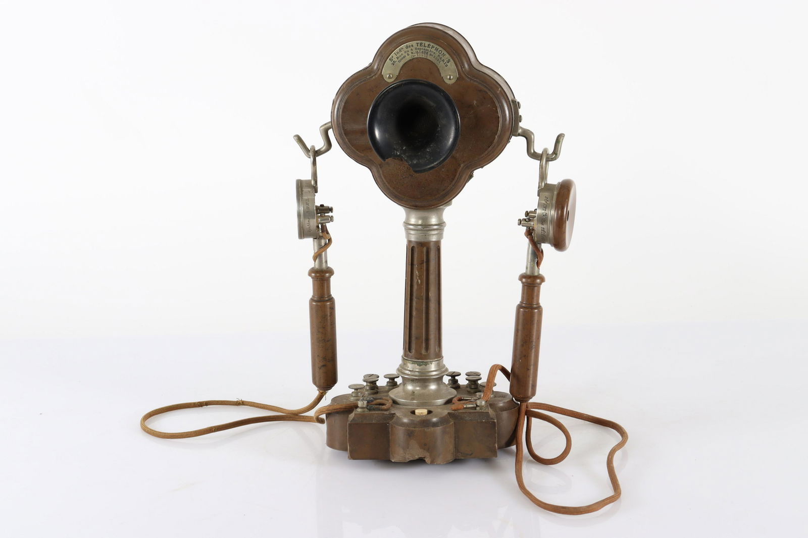 G. Bailleux - Art Deco Bakelite Telephone (1 of 6)