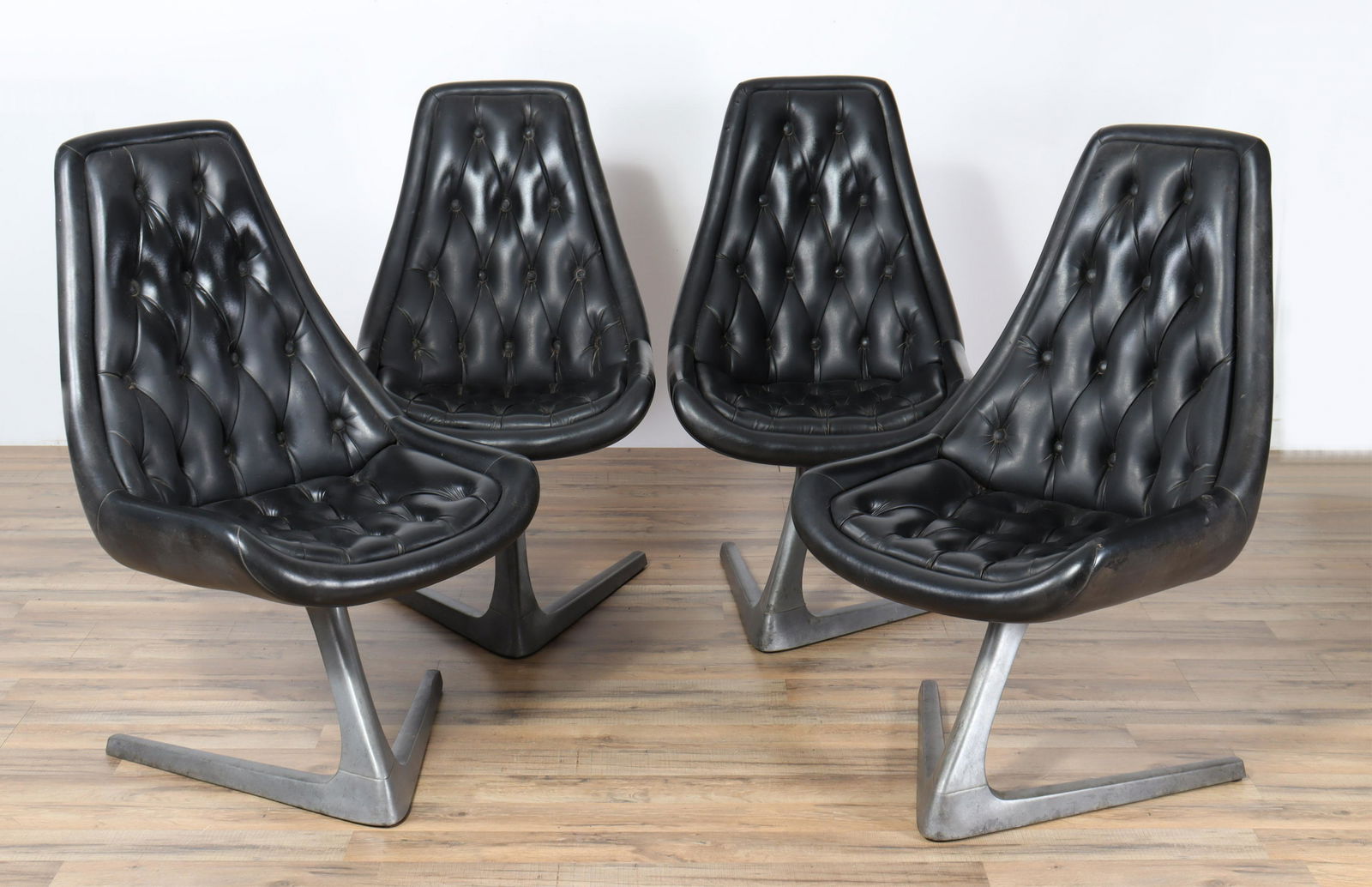 Vladimir Kagan Sculpta Star Trek Chairs (1 of 17)