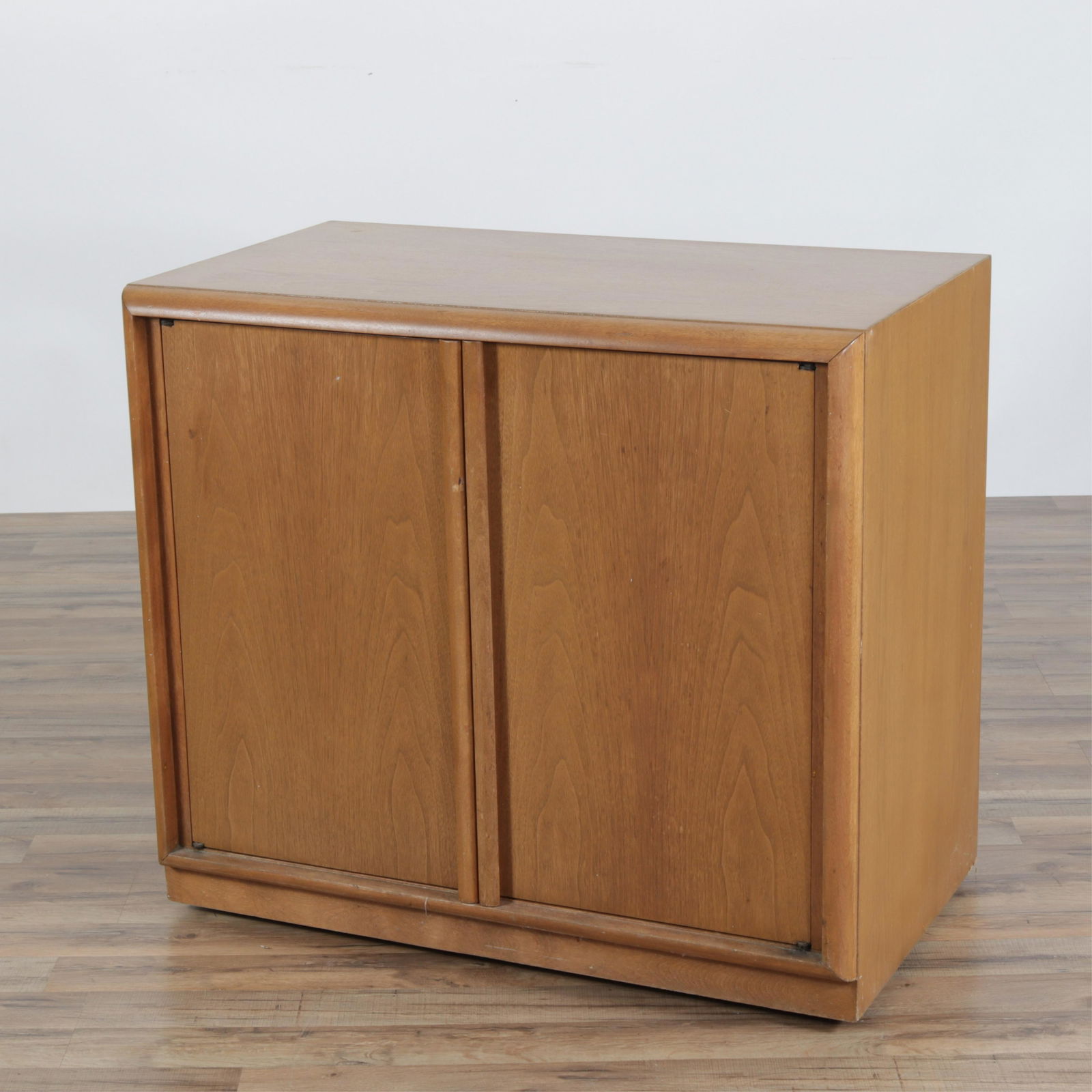 T.H. Robsjohn Gibbings Cherry Side Cabinet (1 of 7)