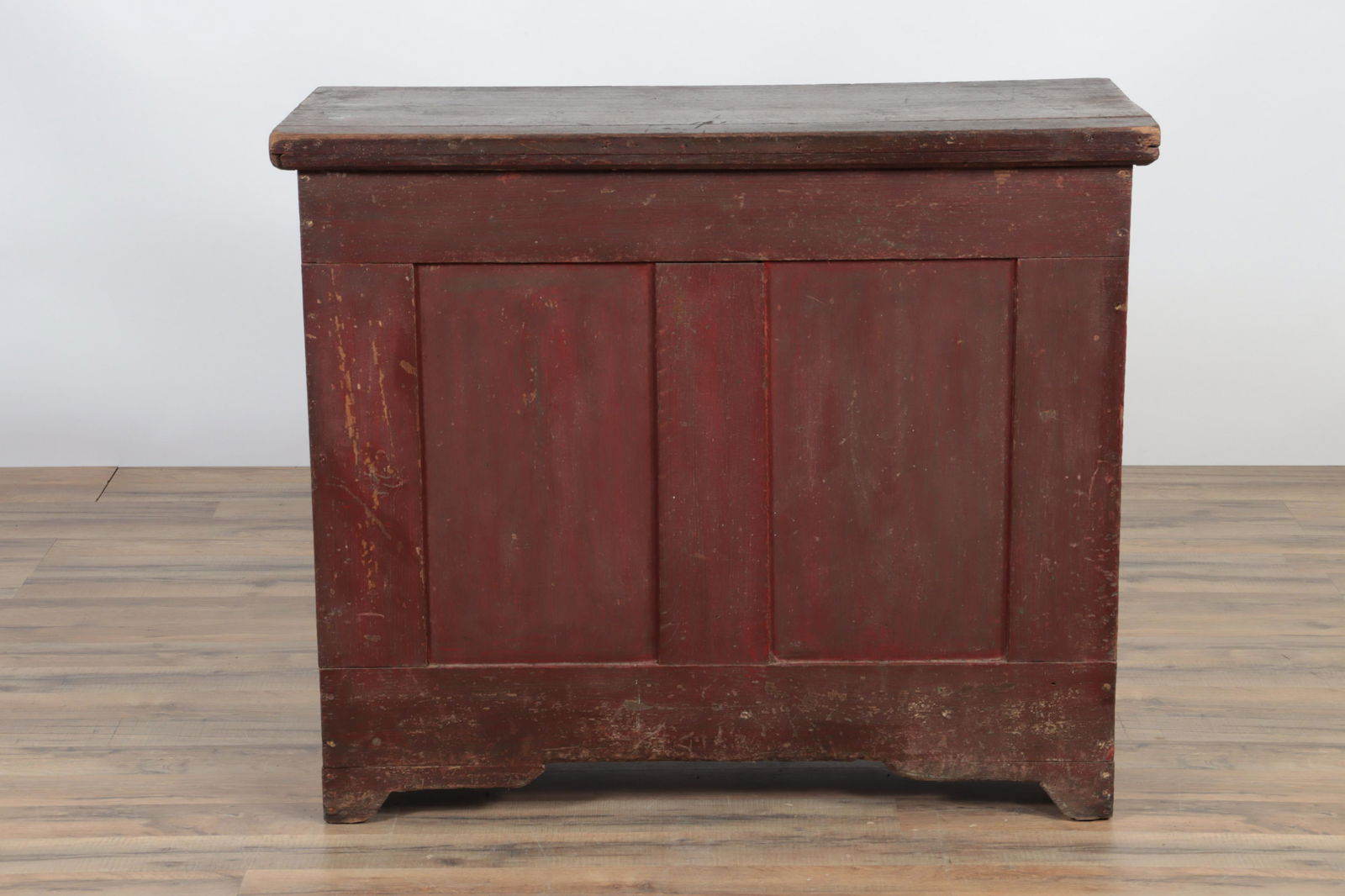 Colonial Style Red Stained Oak Storage Bin (1 of 4)