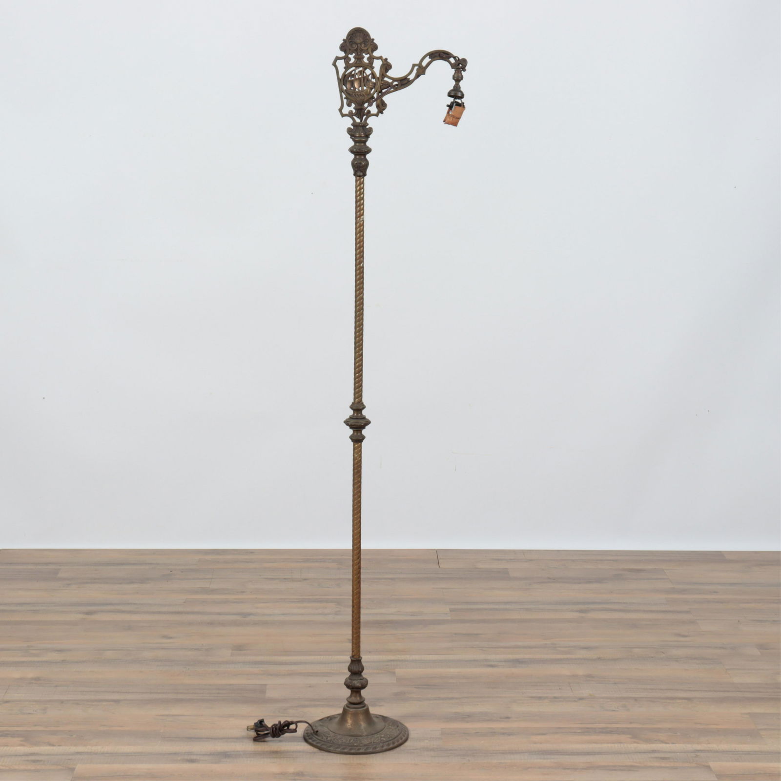Bradley and Hubbard Style Brass Floor Lamp, c 1930 (1 of 5)