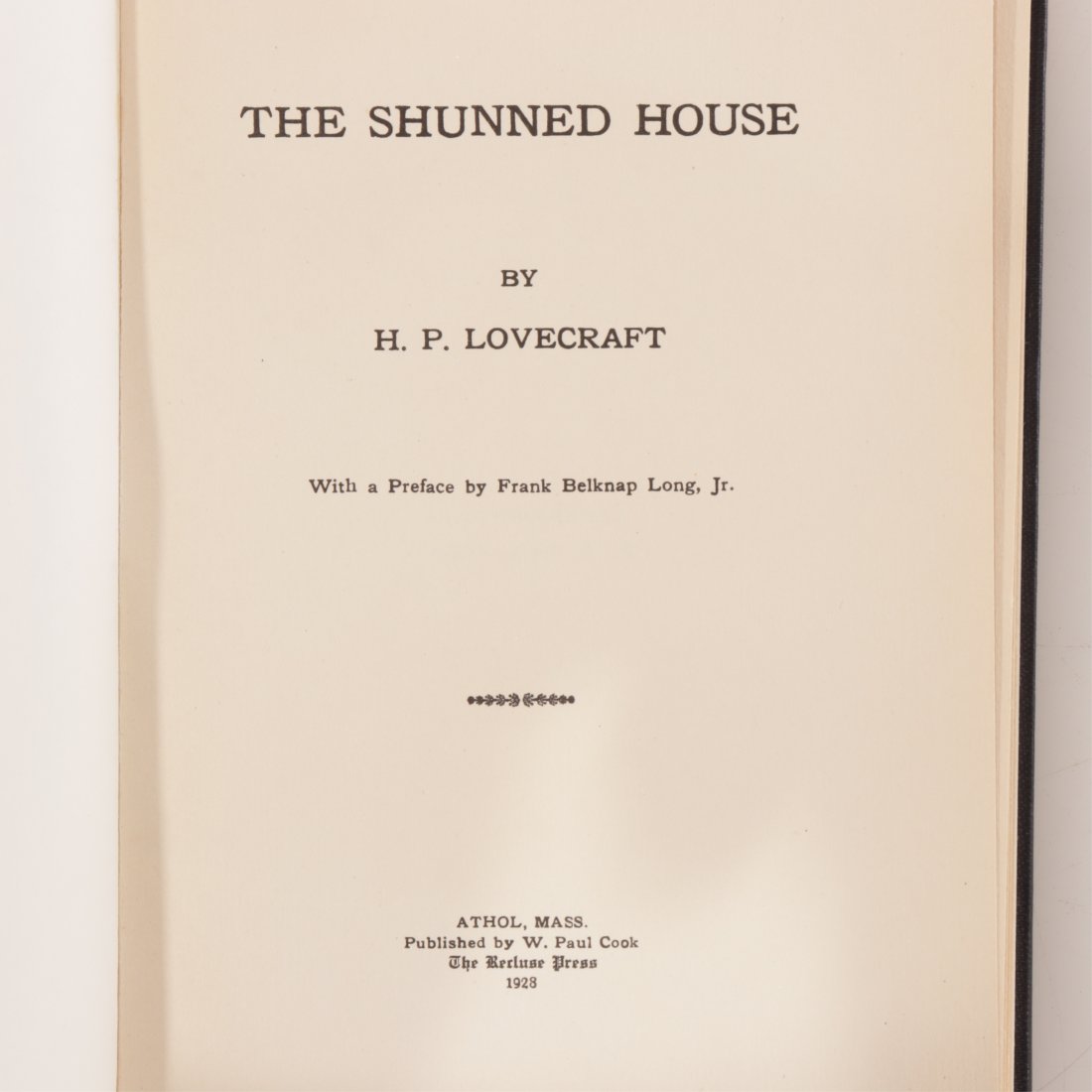 H.P. LOVECRAFT. The Shunned House. (1 of 8)
