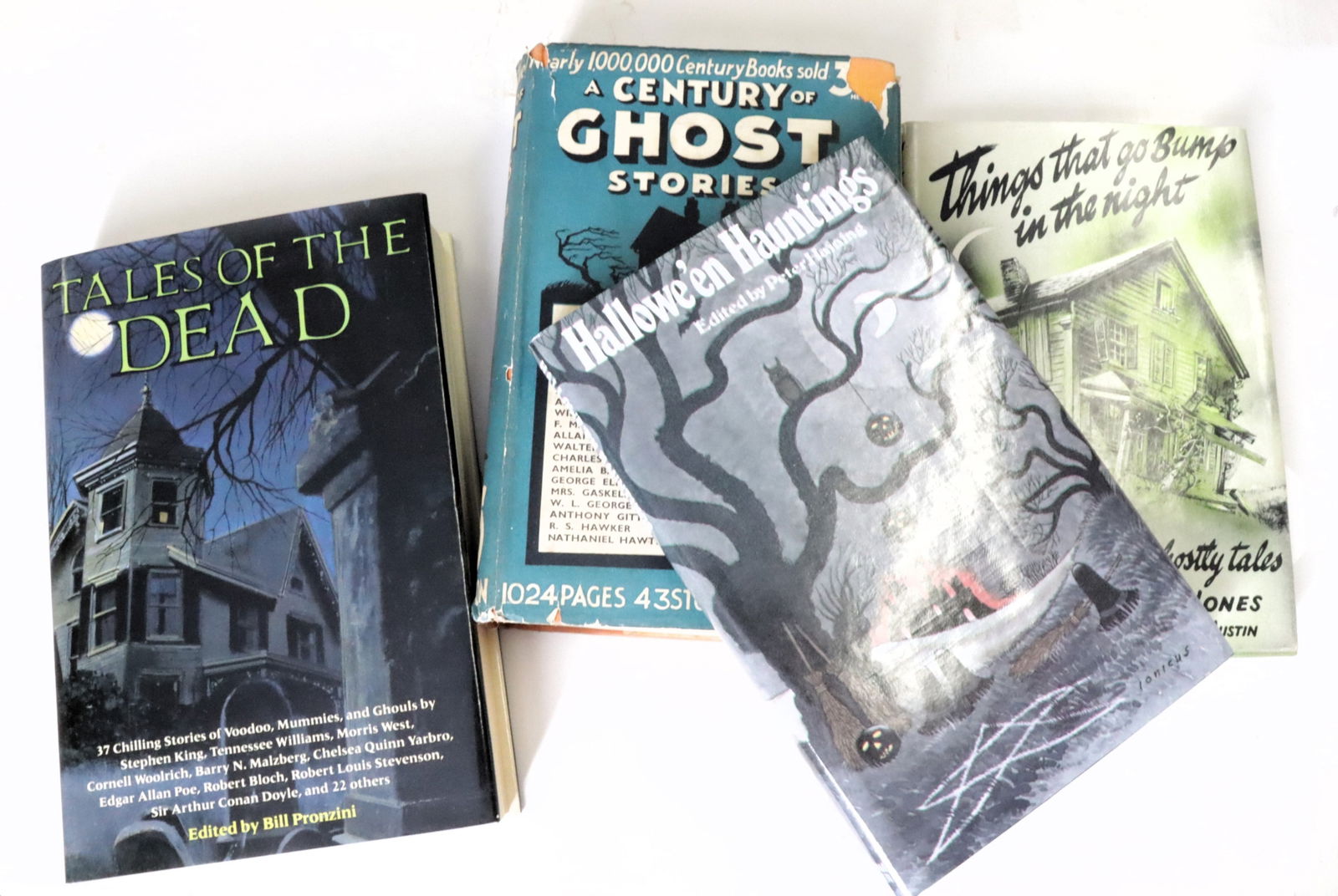 JONES. Things that go bump in the night. (1 of 15)