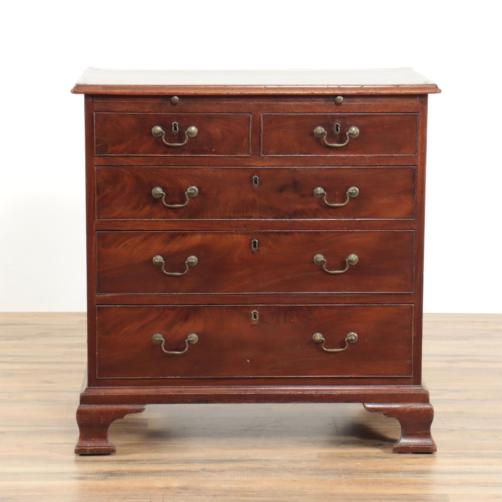George III Mahogany Bachelors Chest of Drawers (1 of 8)