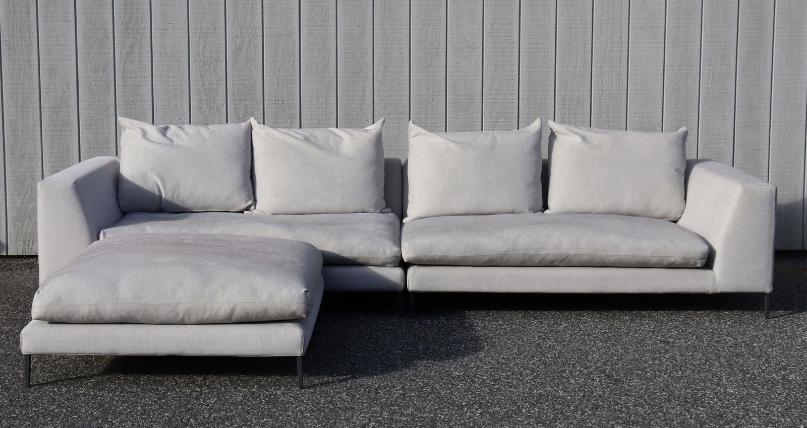 Peak Wendelbo Sofa with Ottoman (1 of 12)