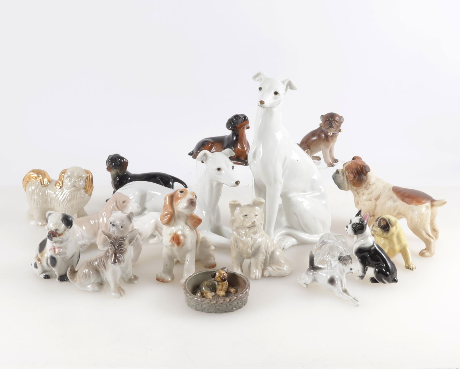Dog Figurines Collection (1 of 4)