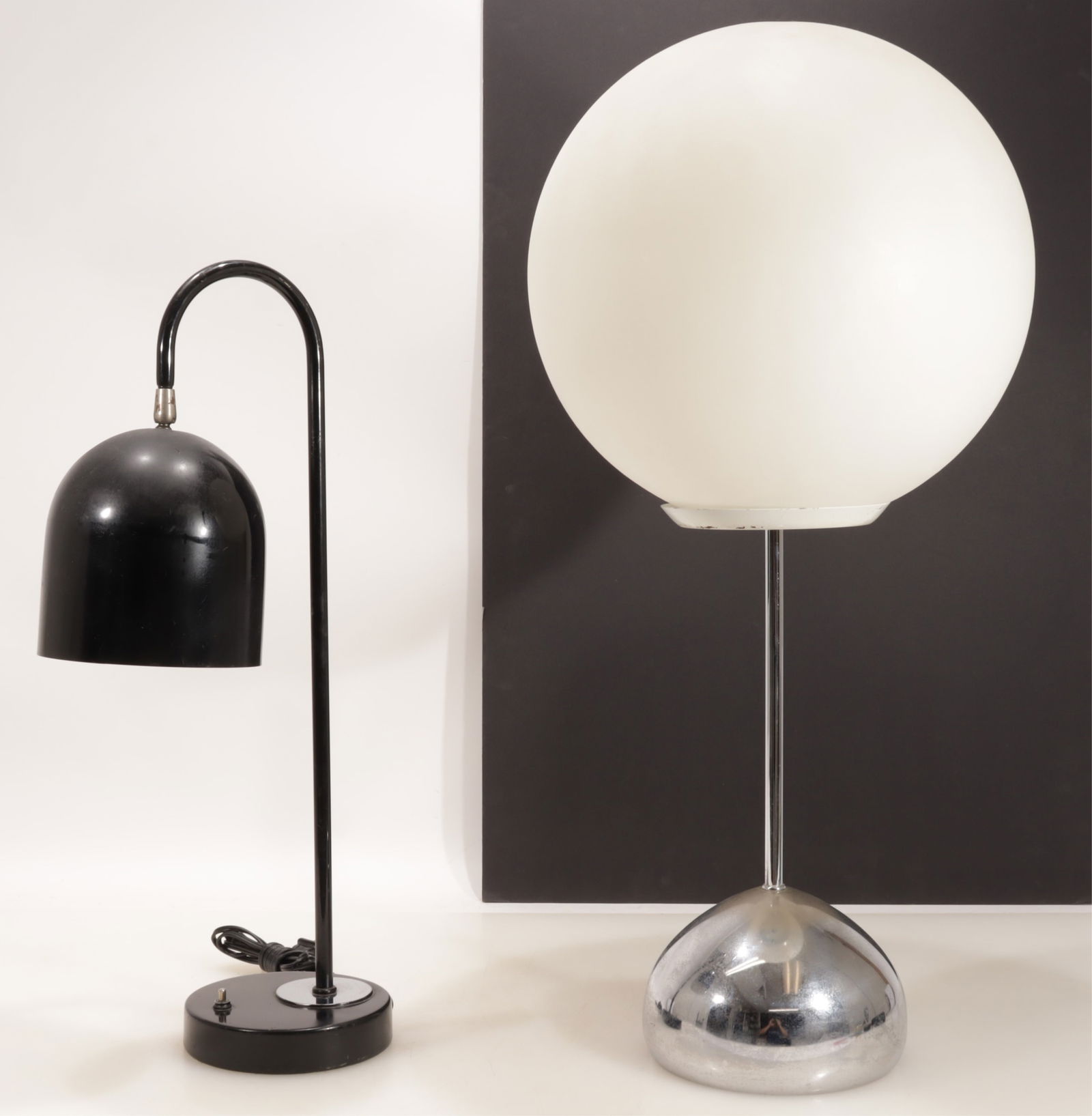 2 MCM Table Lamps, Sonneman & Panton Style (1 of 8)