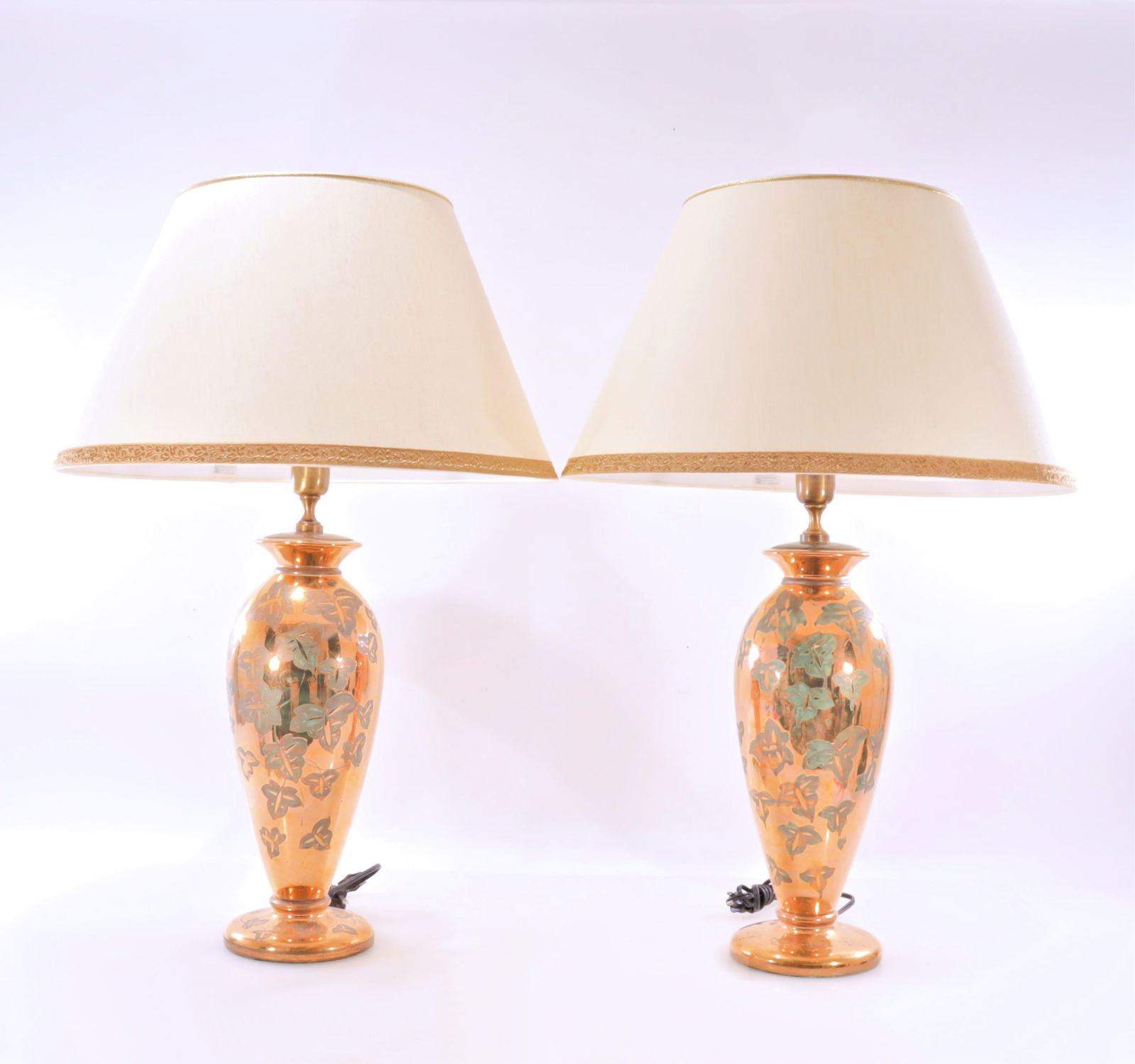 Pair of Le Porcellane Table Lamps (1 of 8)