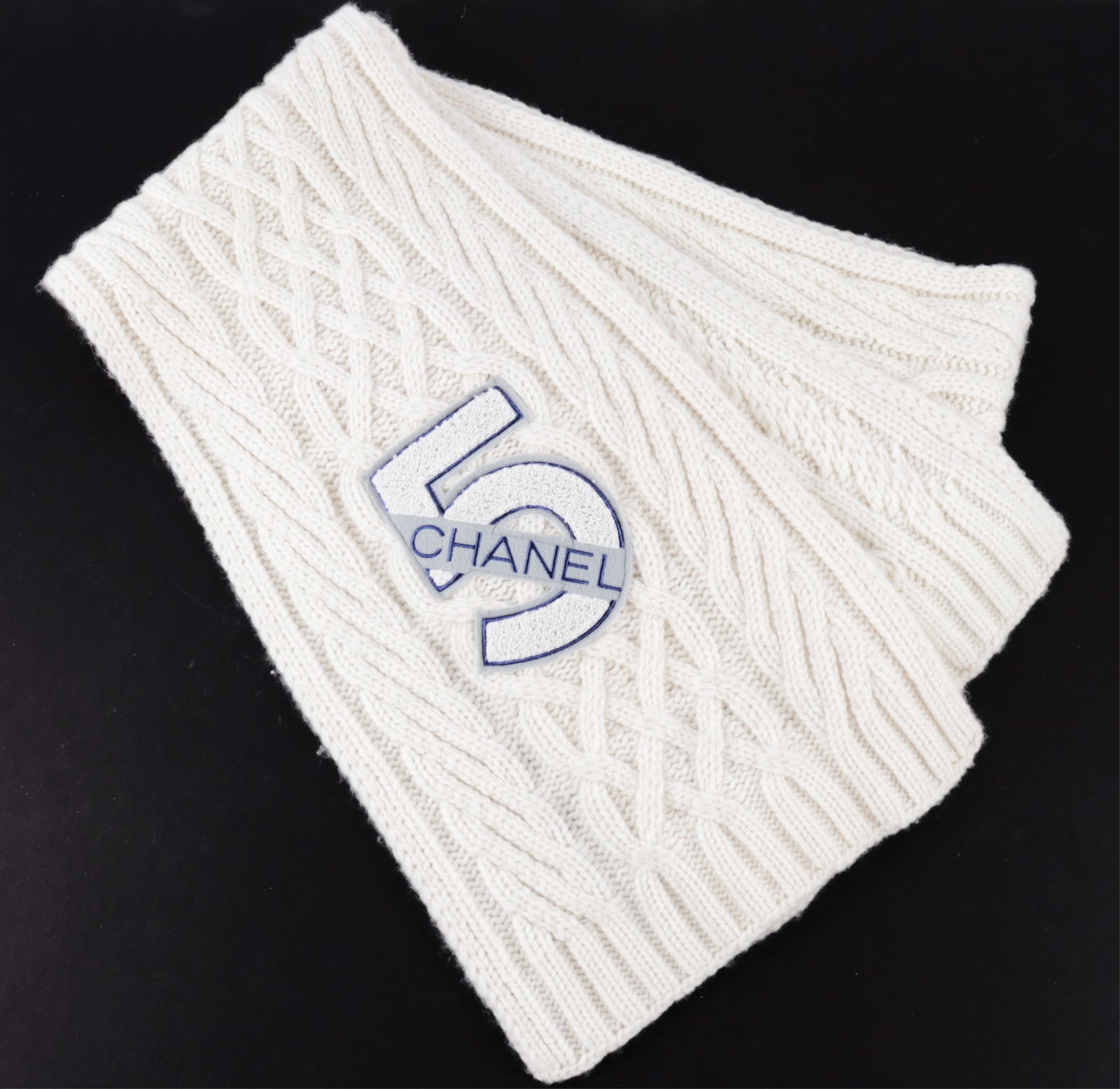 Chanel Cashmere Scarf (1 of 3)