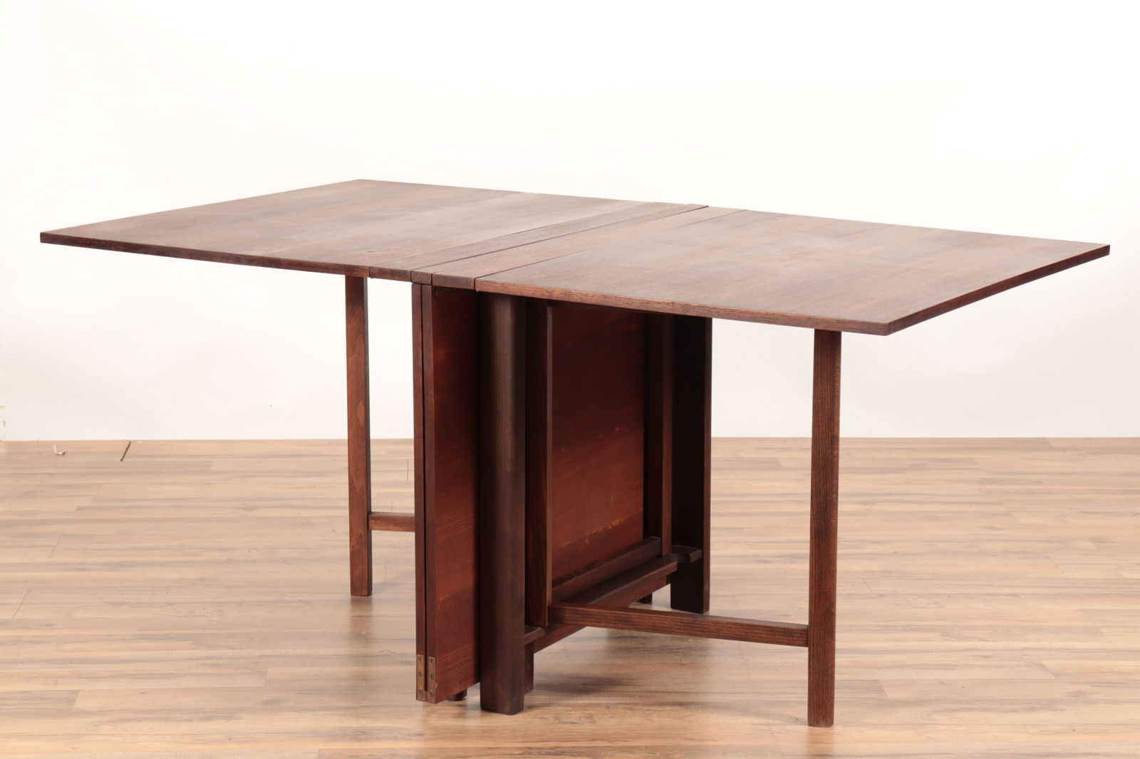 Bruno Mathsson Style Teak Maria Dining Table: Vintage Bruno Mathsson Style Teak Maria Dining Tableclosed 28 3/8 x 35 1/4 x 9, open 28 3/8 x 110" x 35 1/4