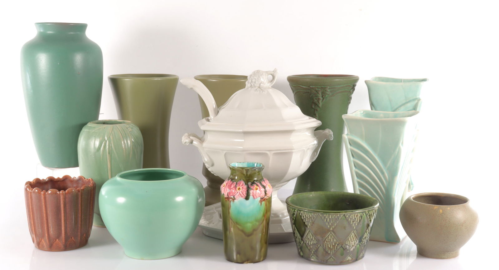 Collection of Misc Pottery (1 of 19)