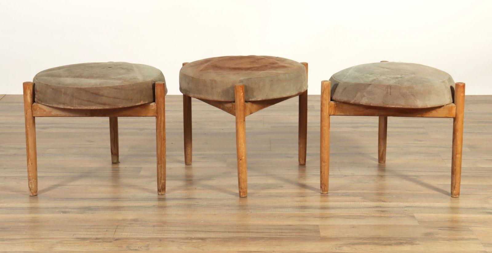 Three Hugo Frandsen for Spottrup Teak Stools (1 of 7)